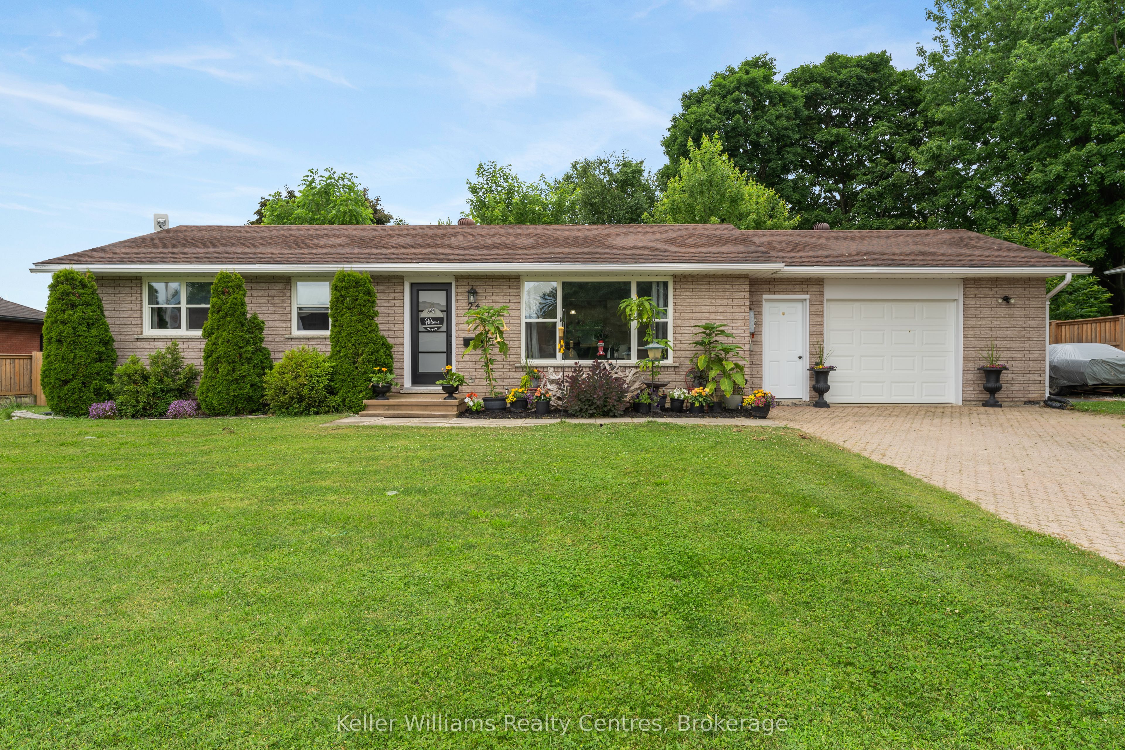 24 Fairview Drive Property Photo 1