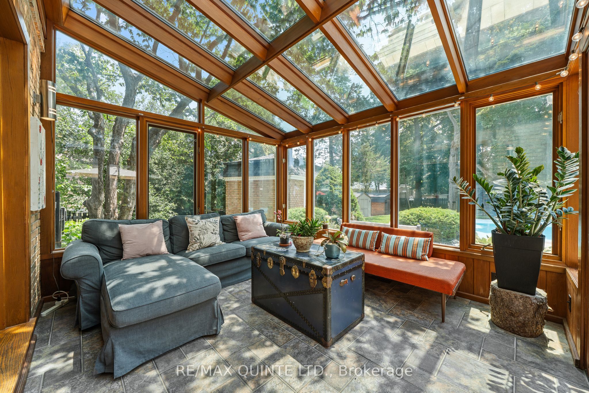 22 Forest Hill Crescent Property Photo 22