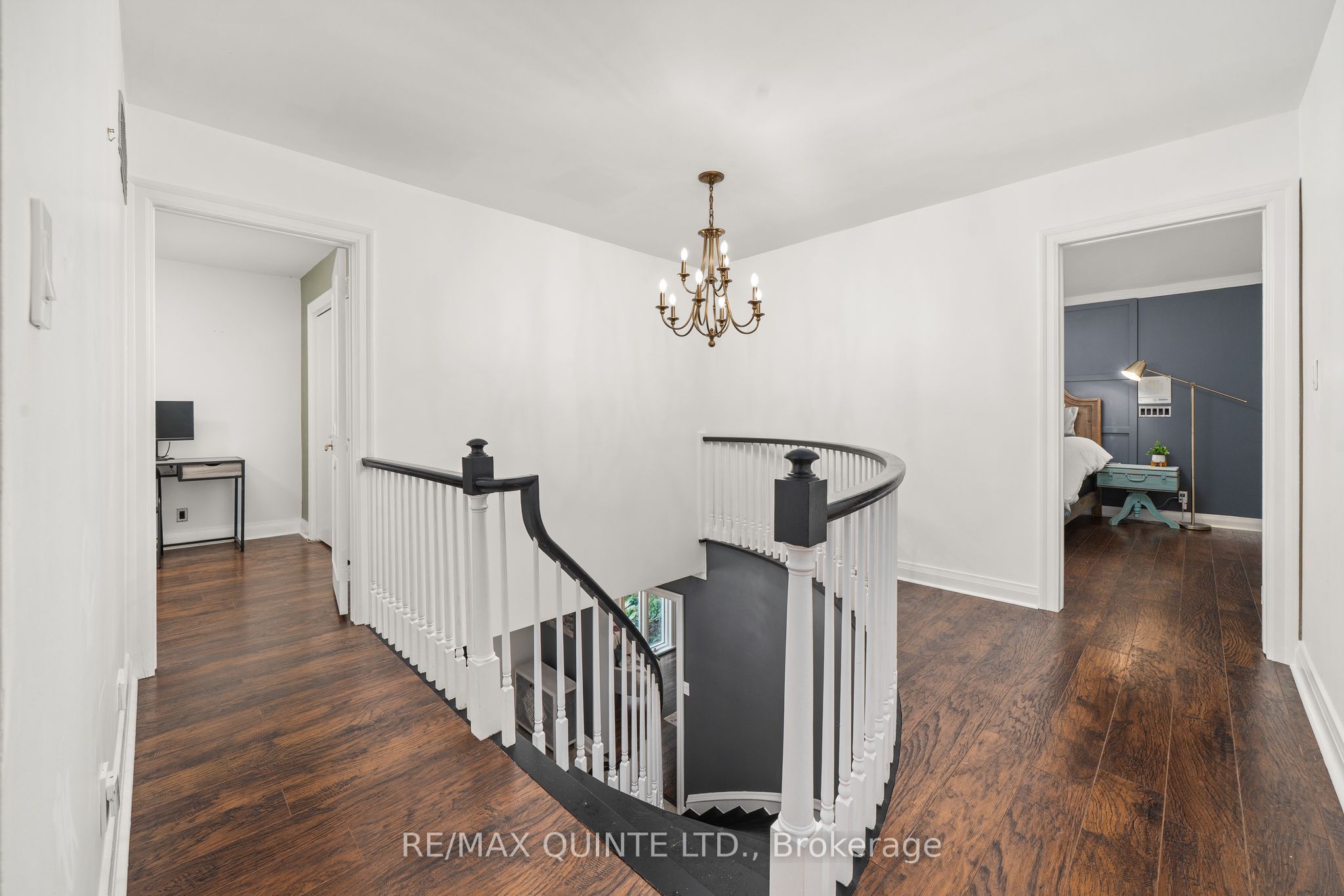 22 Forest Hill Crescent Property Photo 24