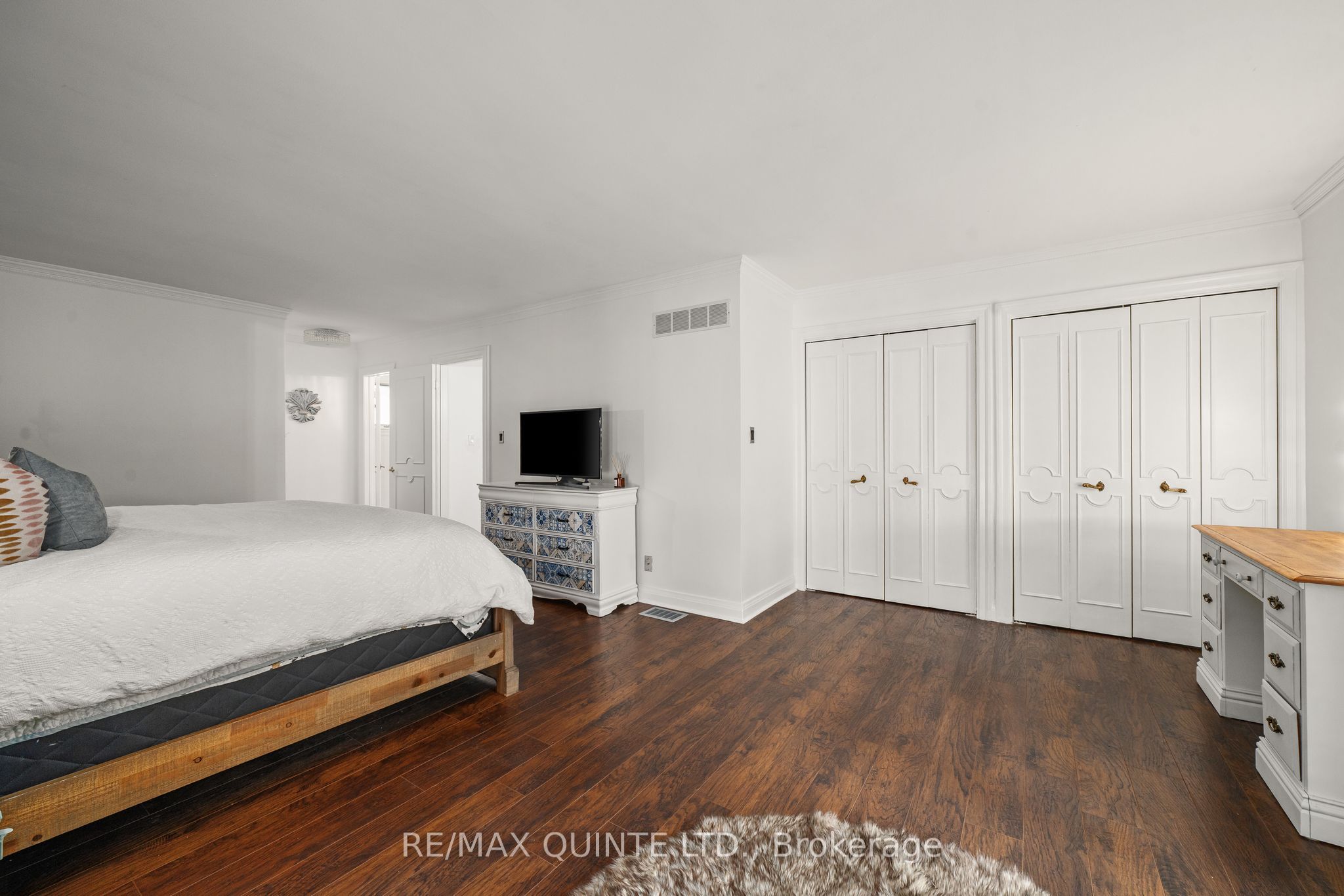 22 Forest Hill Crescent Property Photo 27