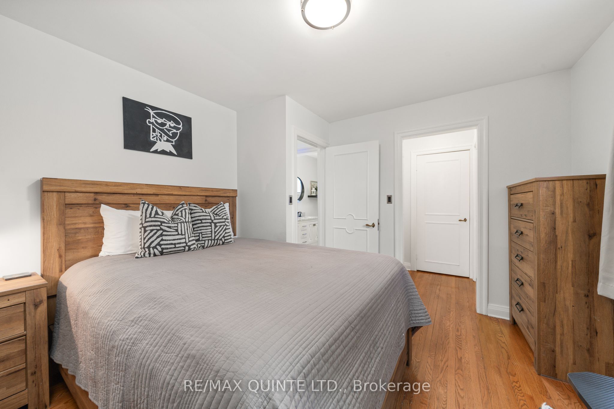 22 Forest Hill Crescent Property Photo 33