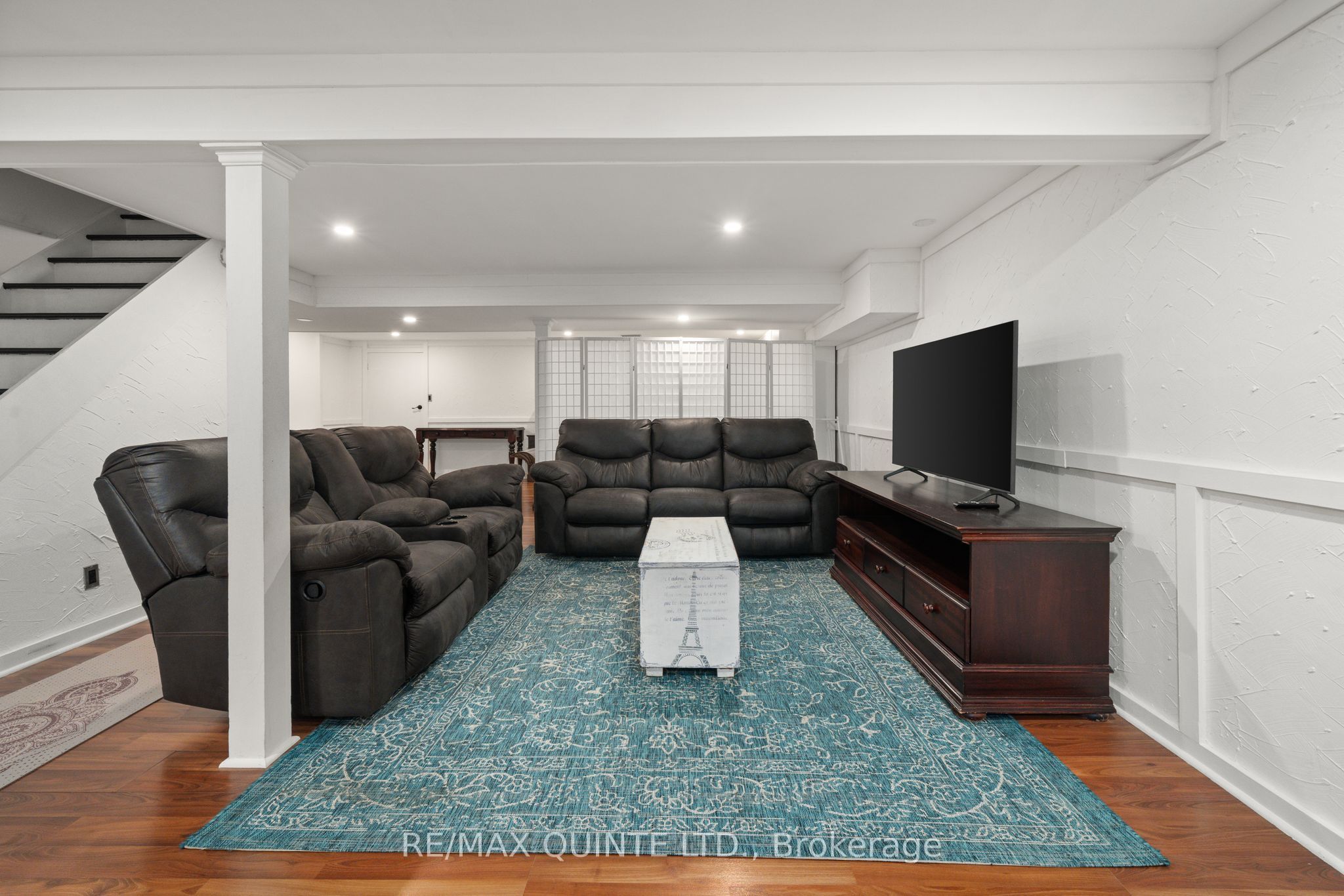 22 Forest Hill Crescent Property Photo 38