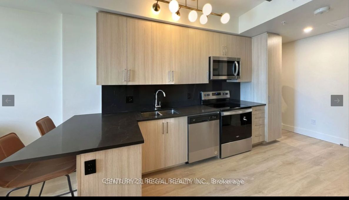 145 Columbia St W Property Photo 1