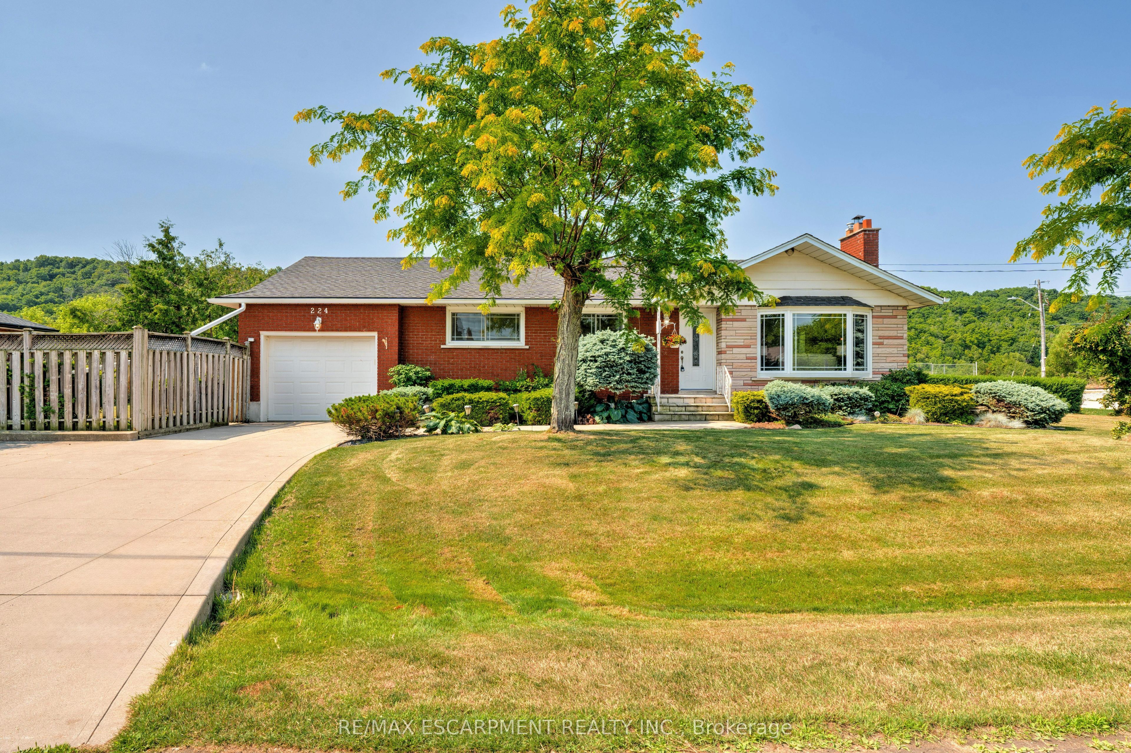 224 Glenholme Avenue Property Photo 1