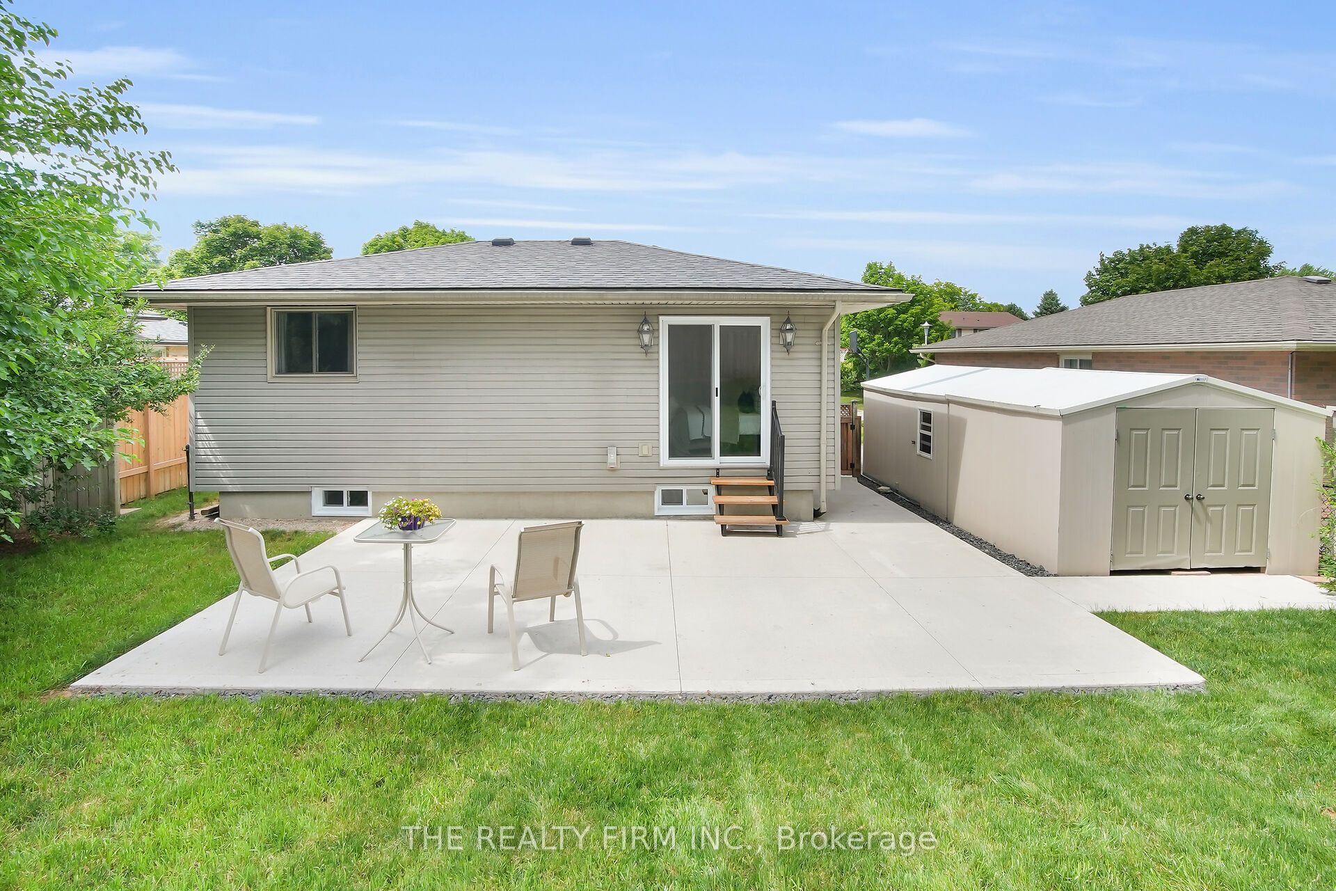 270 Highview Crescent Property Photo 37