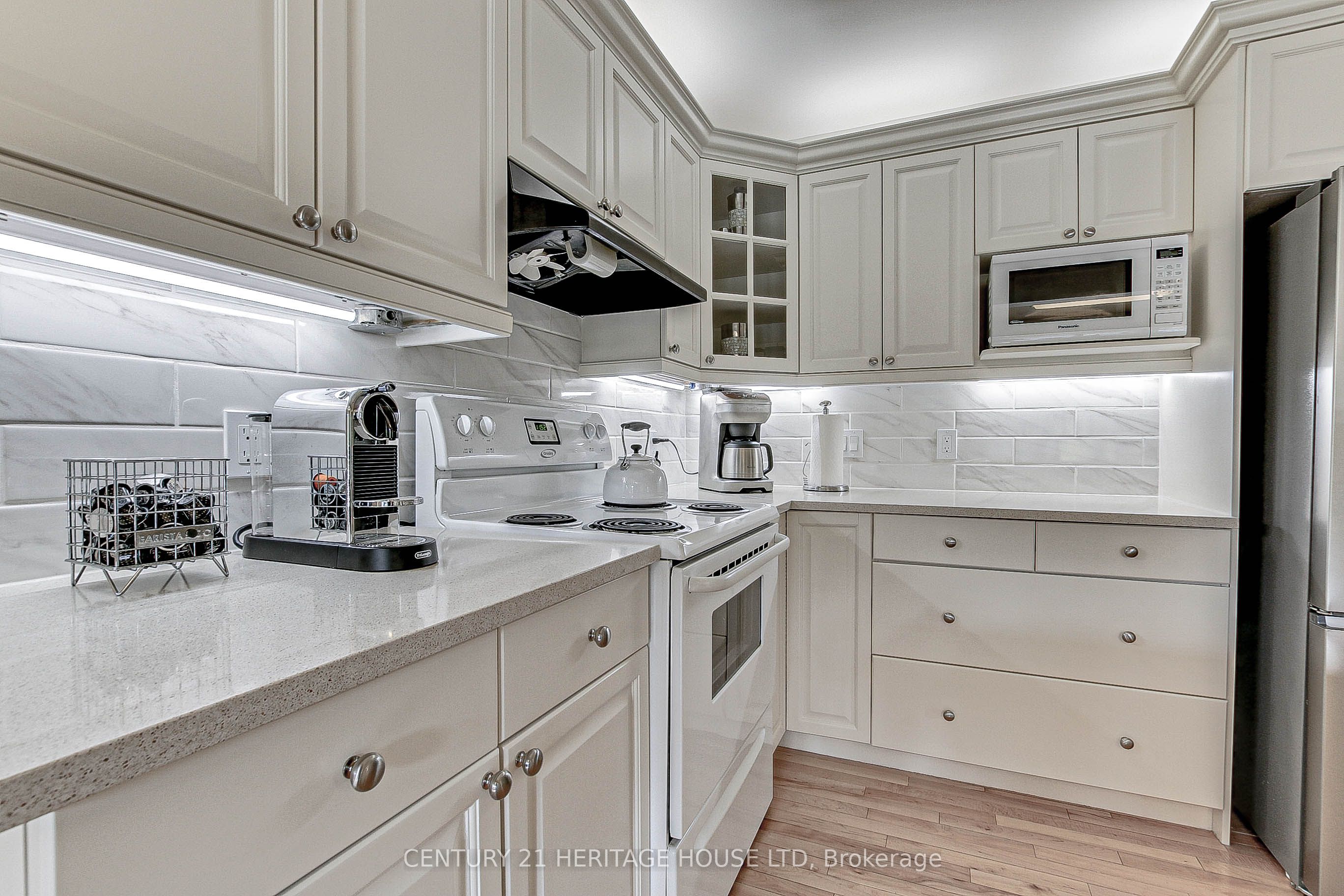 641 George Street Property Photo 5