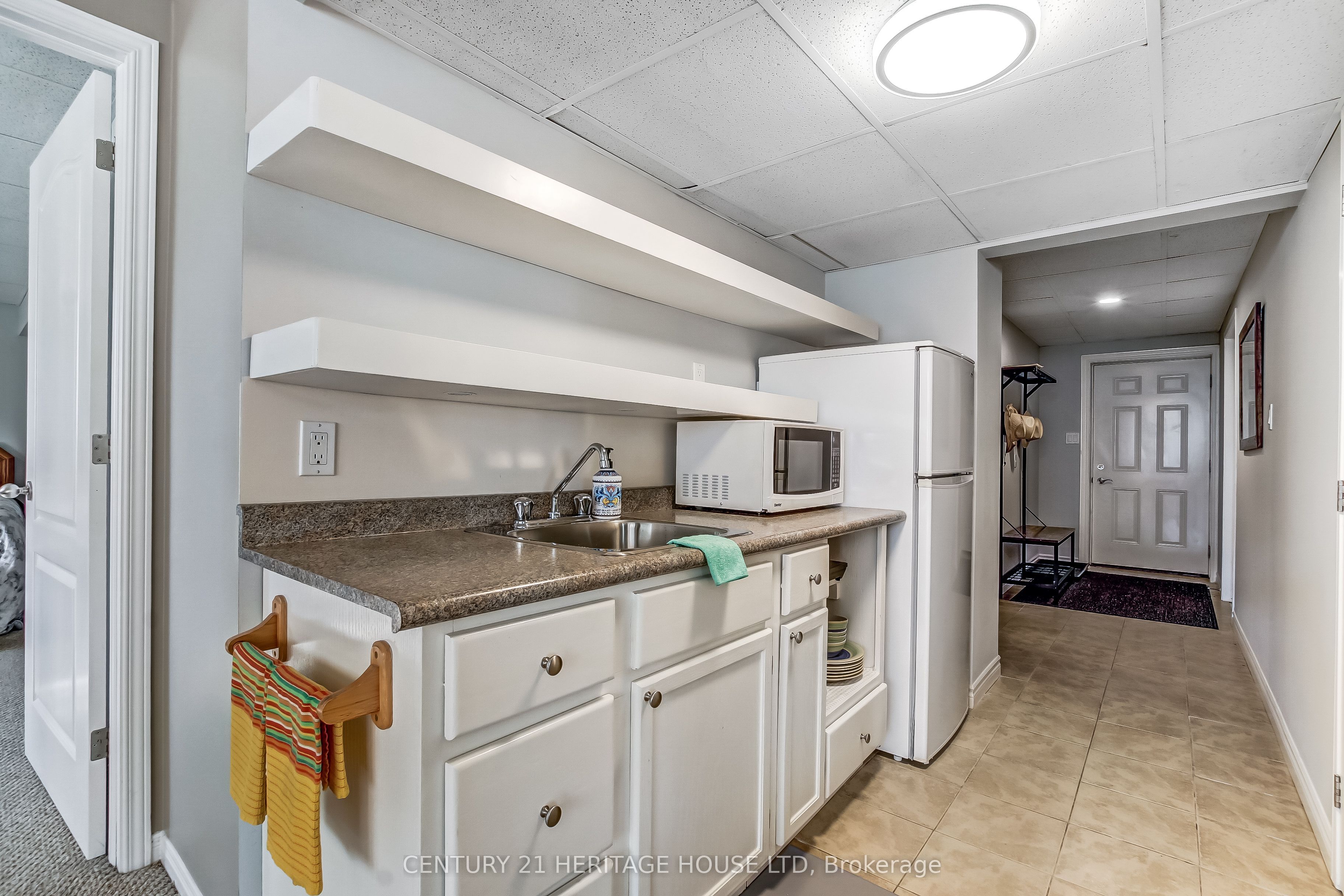 641 George Street Property Photo 34