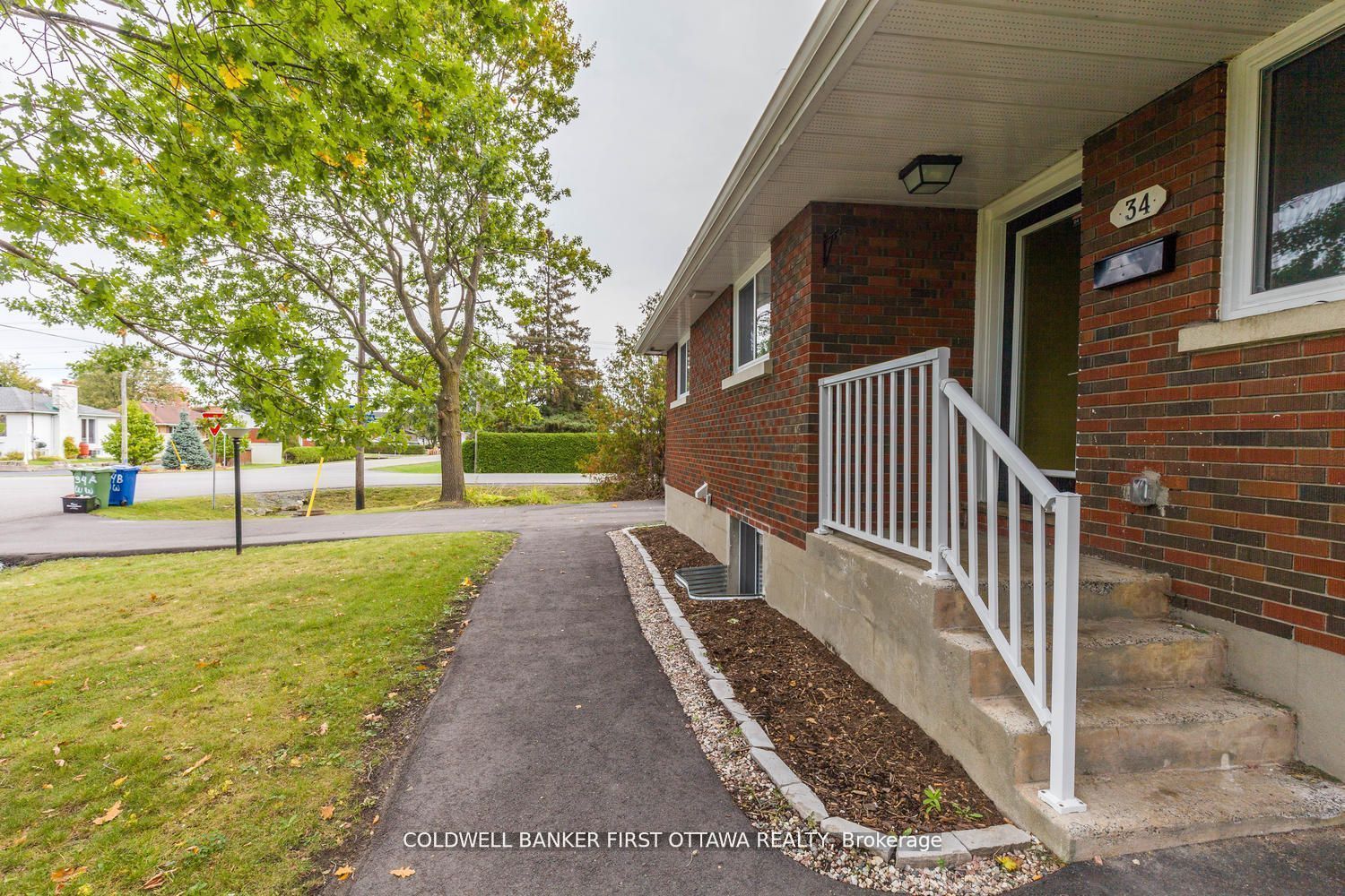 34 Westwood Drive Property Photo 3