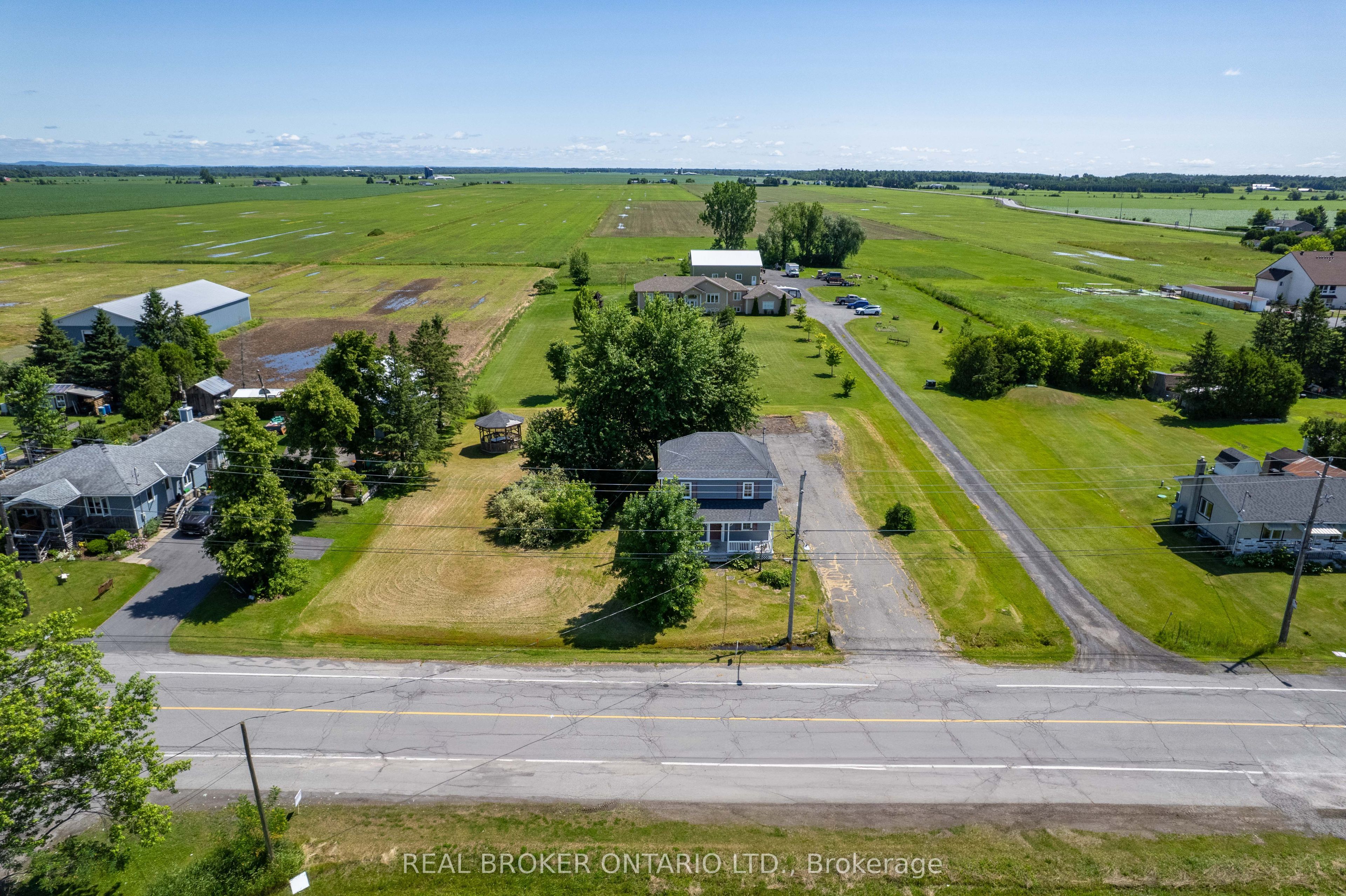 3449 Sarsfield Road Property Photo 1