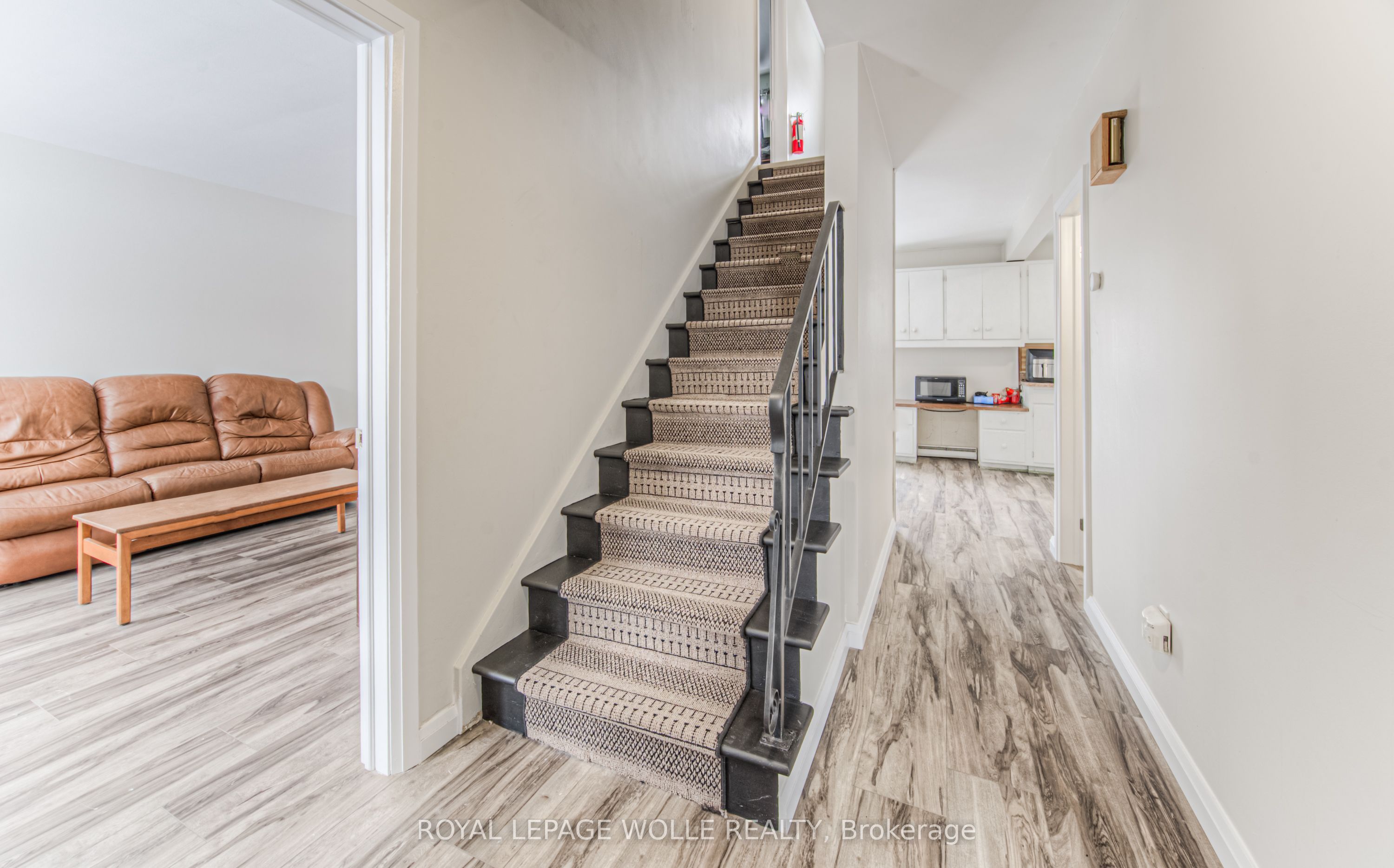 42 Cardill Crescent Property Photo 4