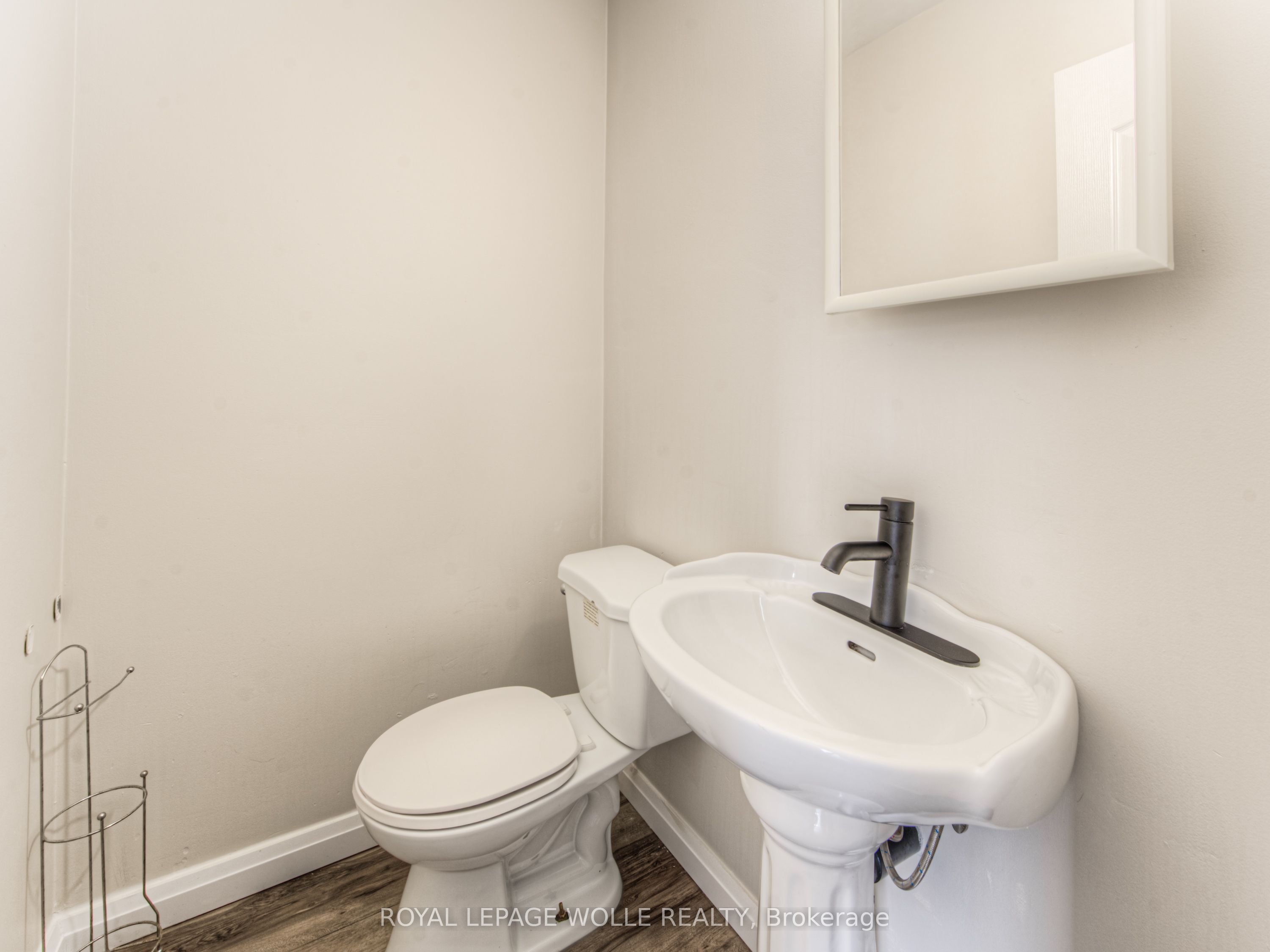 42 Cardill Crescent Property Photo 10