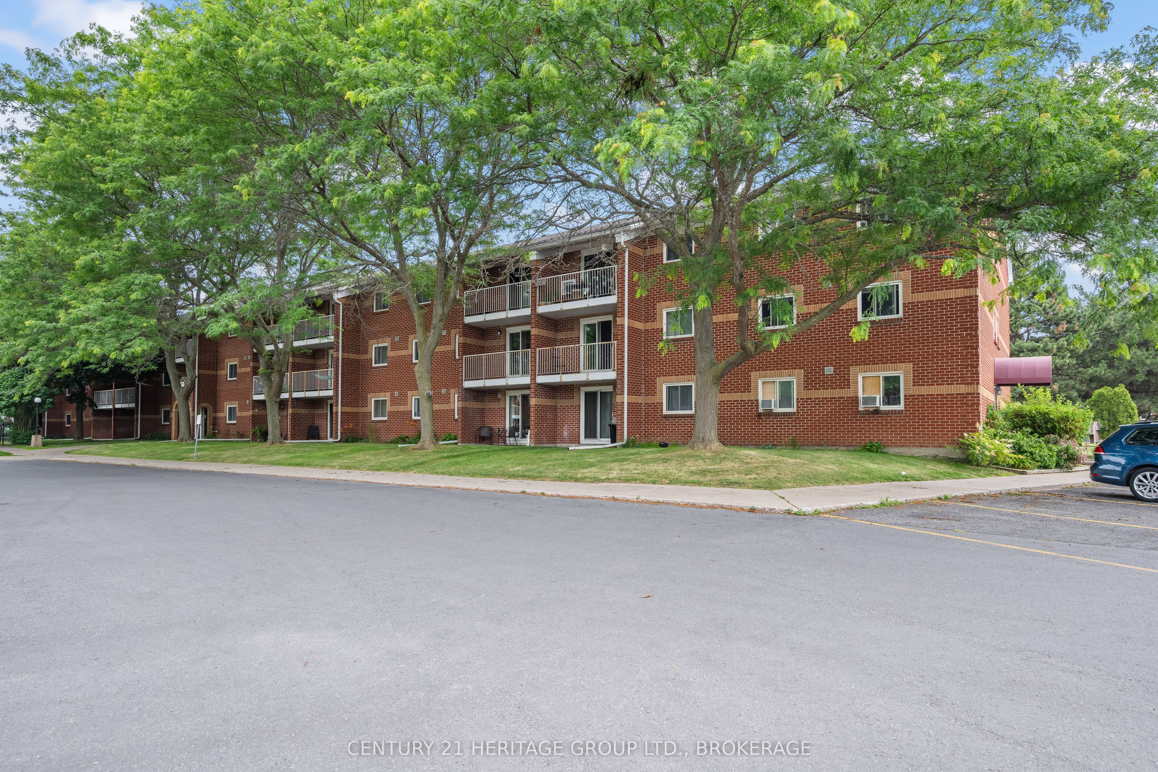 573 Armstrong Rd Property Photo 1