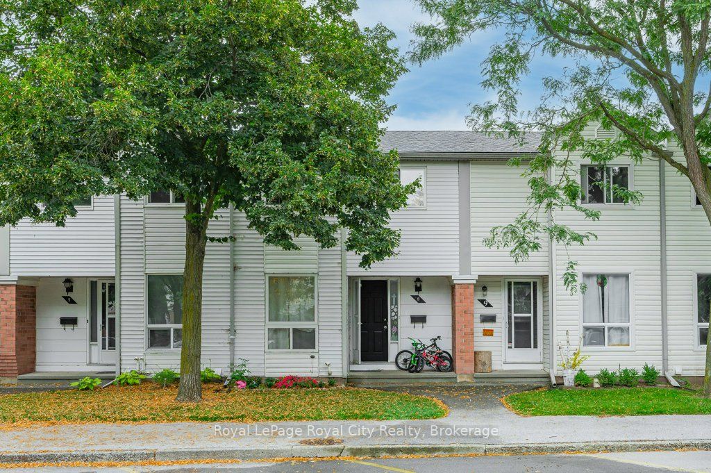 40 Imperial Road N 8 Property Photo 1