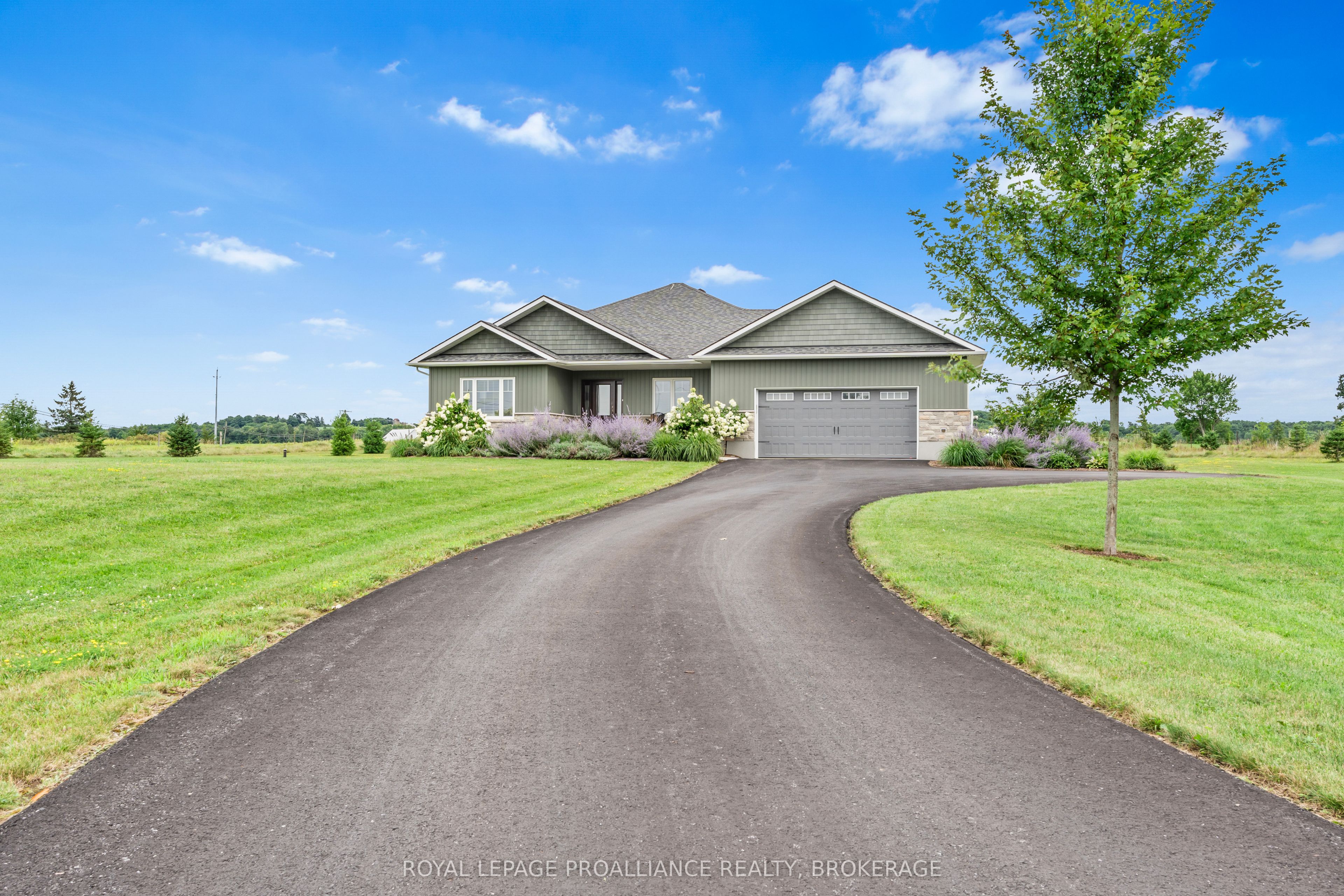 5 Sandstone Court Property Photo 1