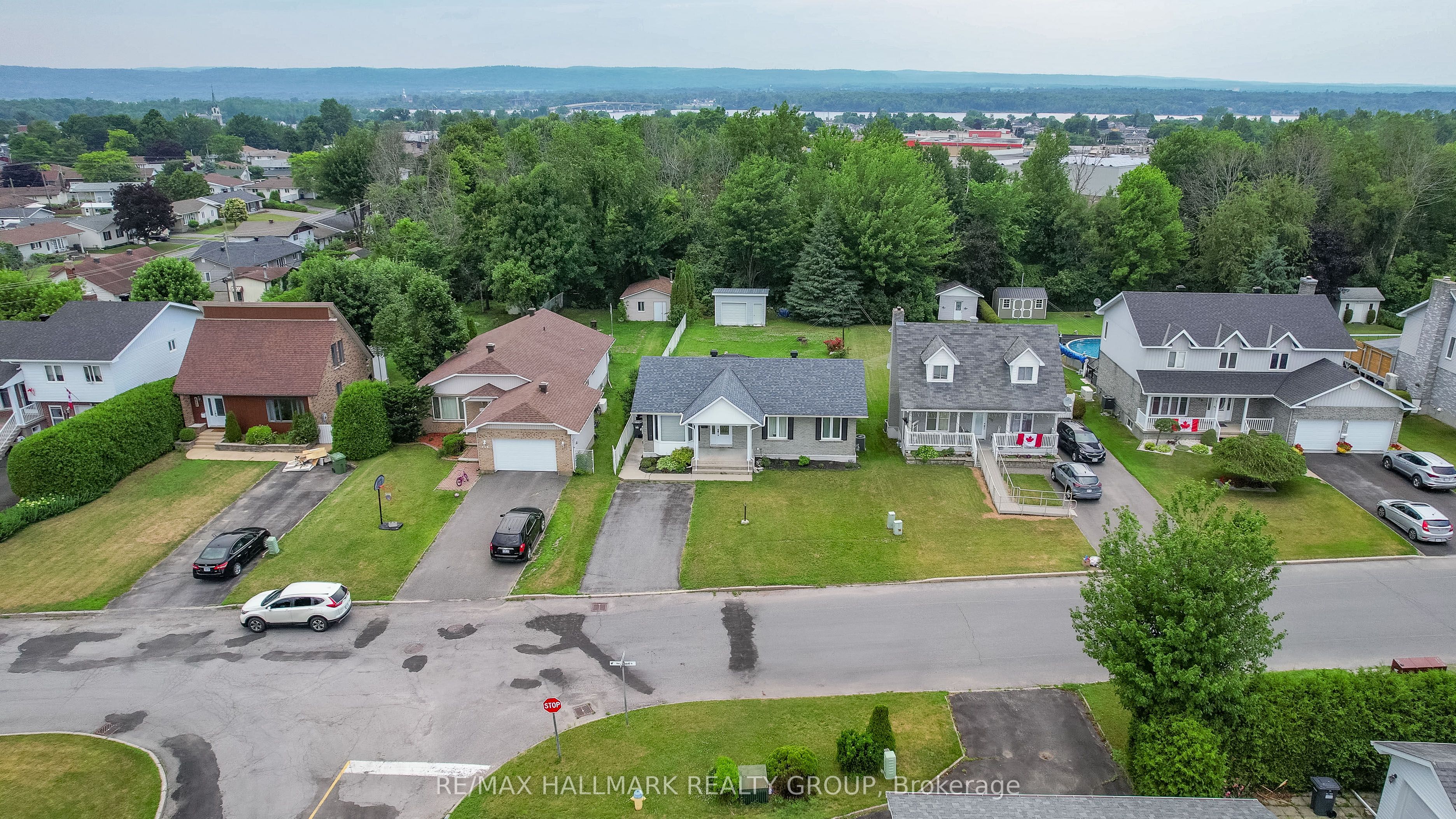 440 Albert Street Property Photo 1