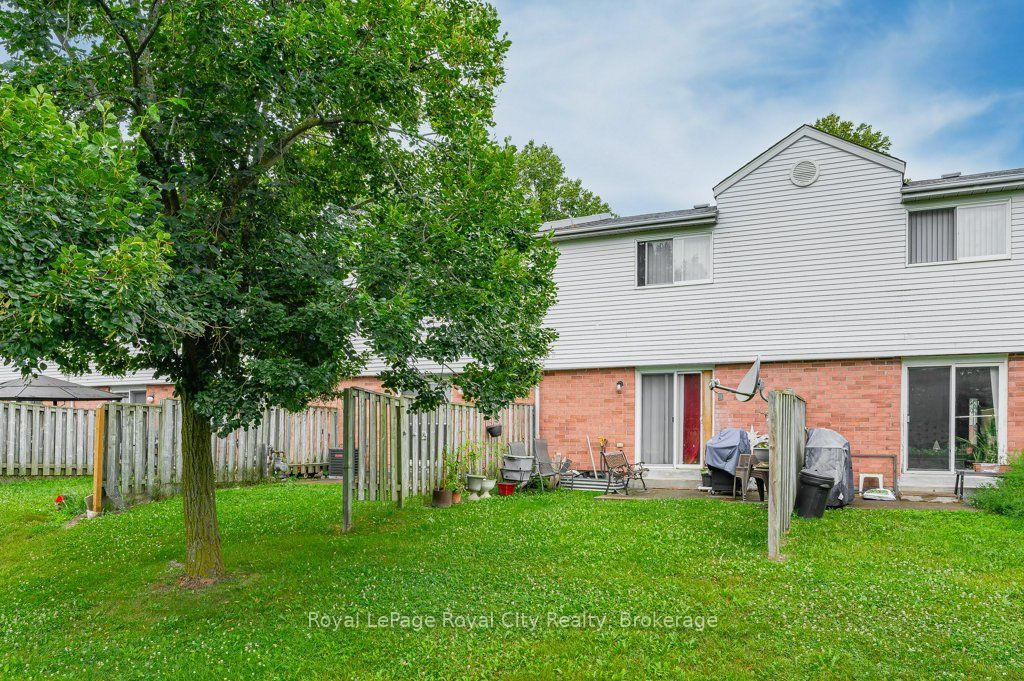 40 Imperial Road N 6 Property Photo 4