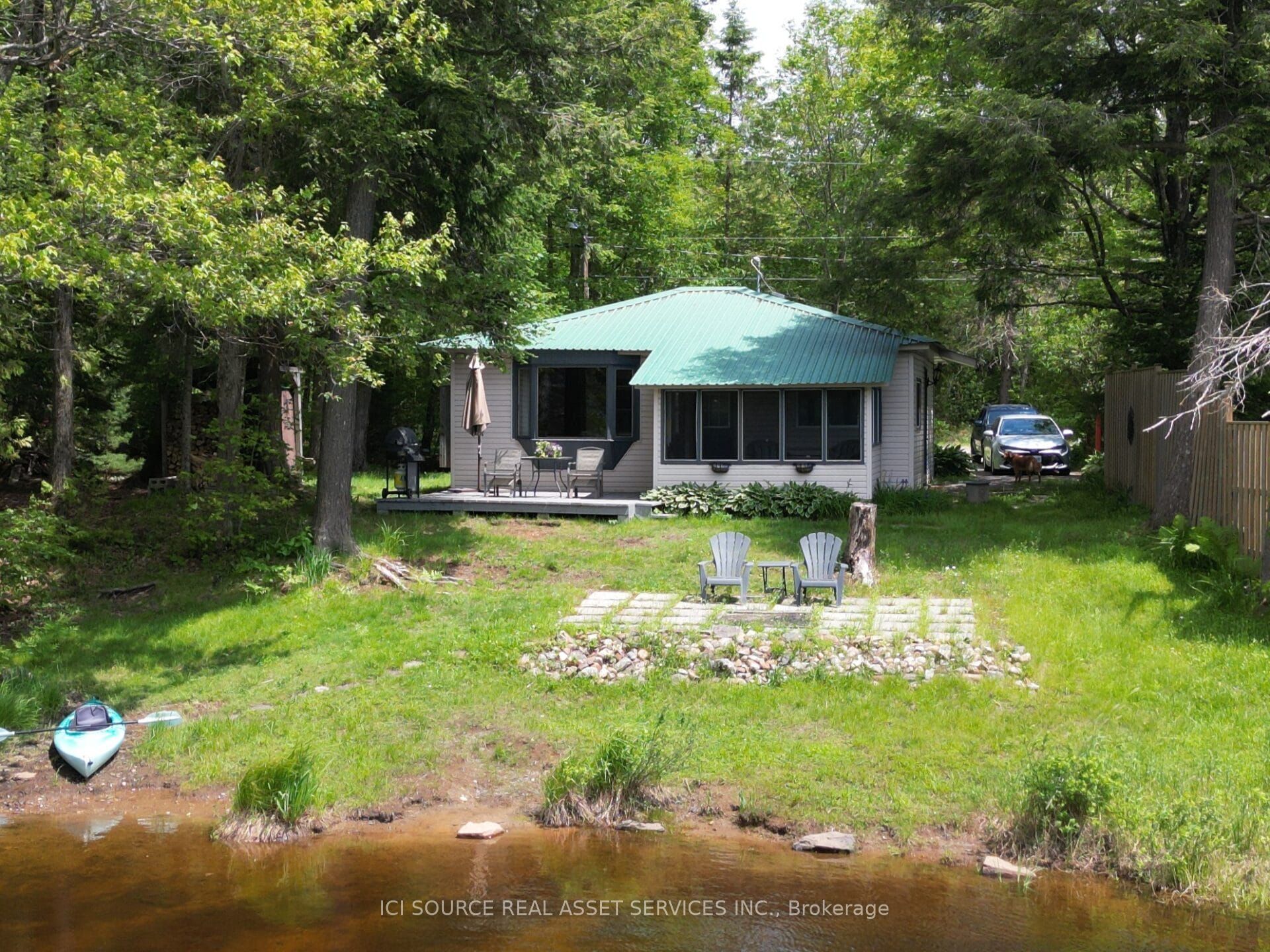 1054 Keysbury Drive Property Photo 1
