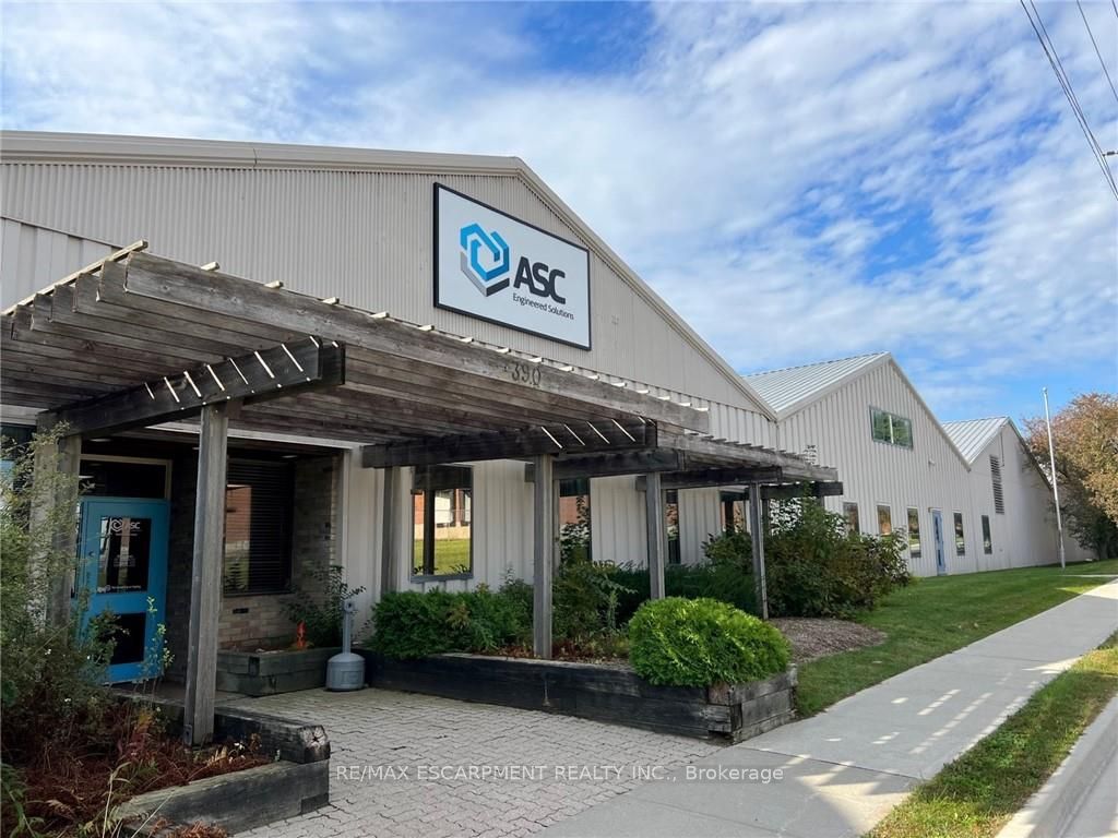 #office - 390 Second Avenue Property Photo 1