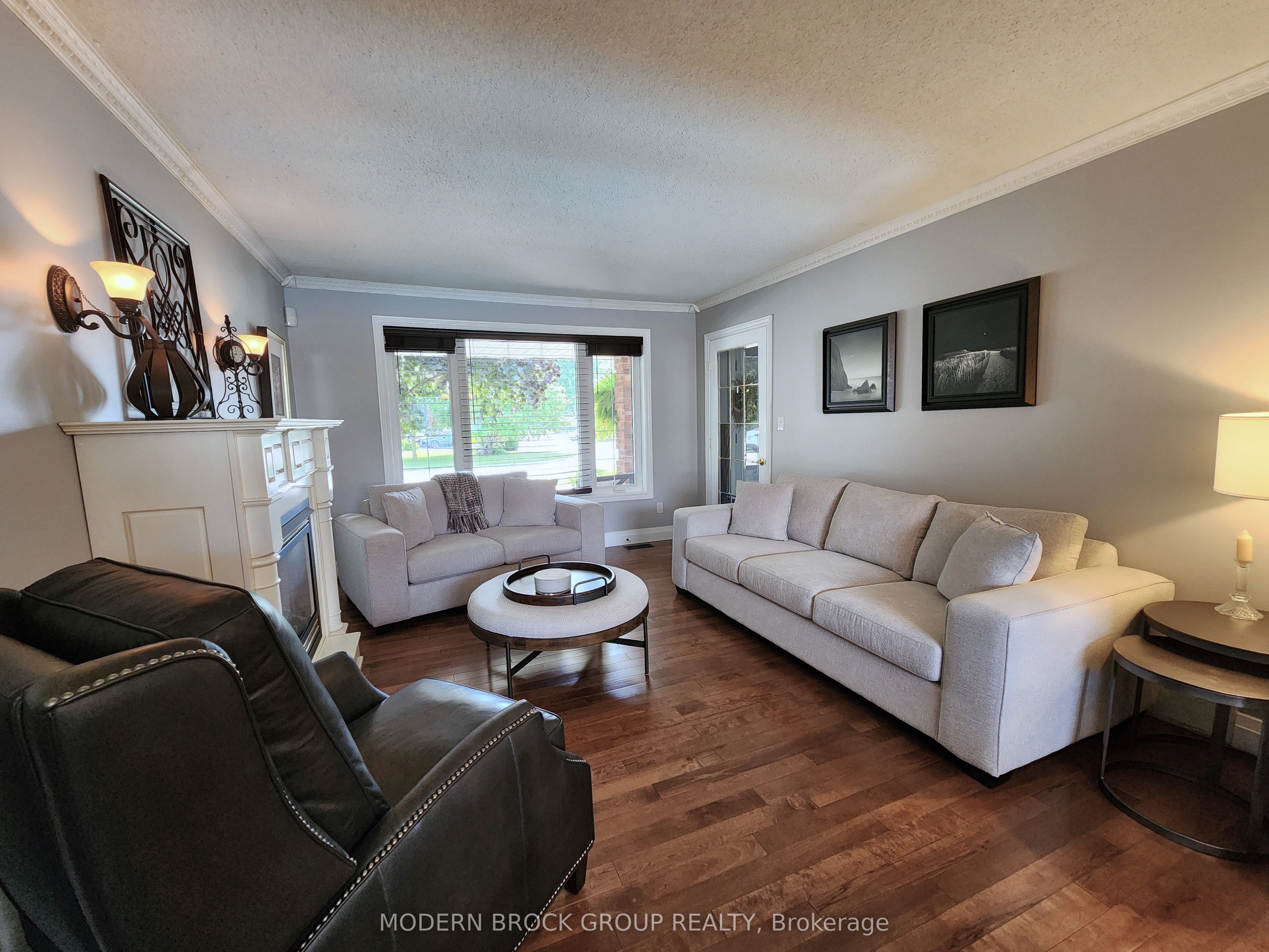 408 Pearl Street W Property Photo 7