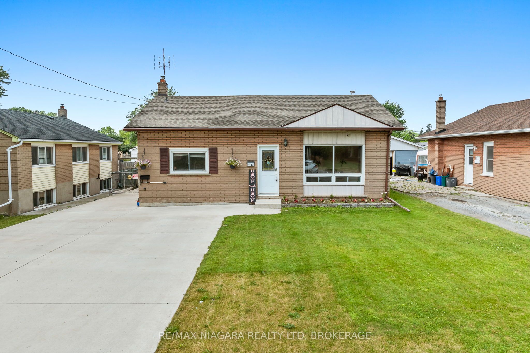 7463 Marieclaude Avenue Property Photo 1