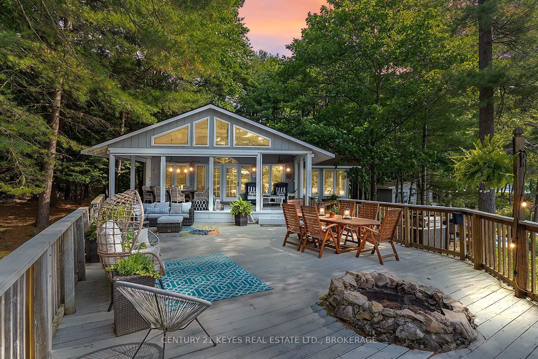 285 Wallace Island Property Photo 1