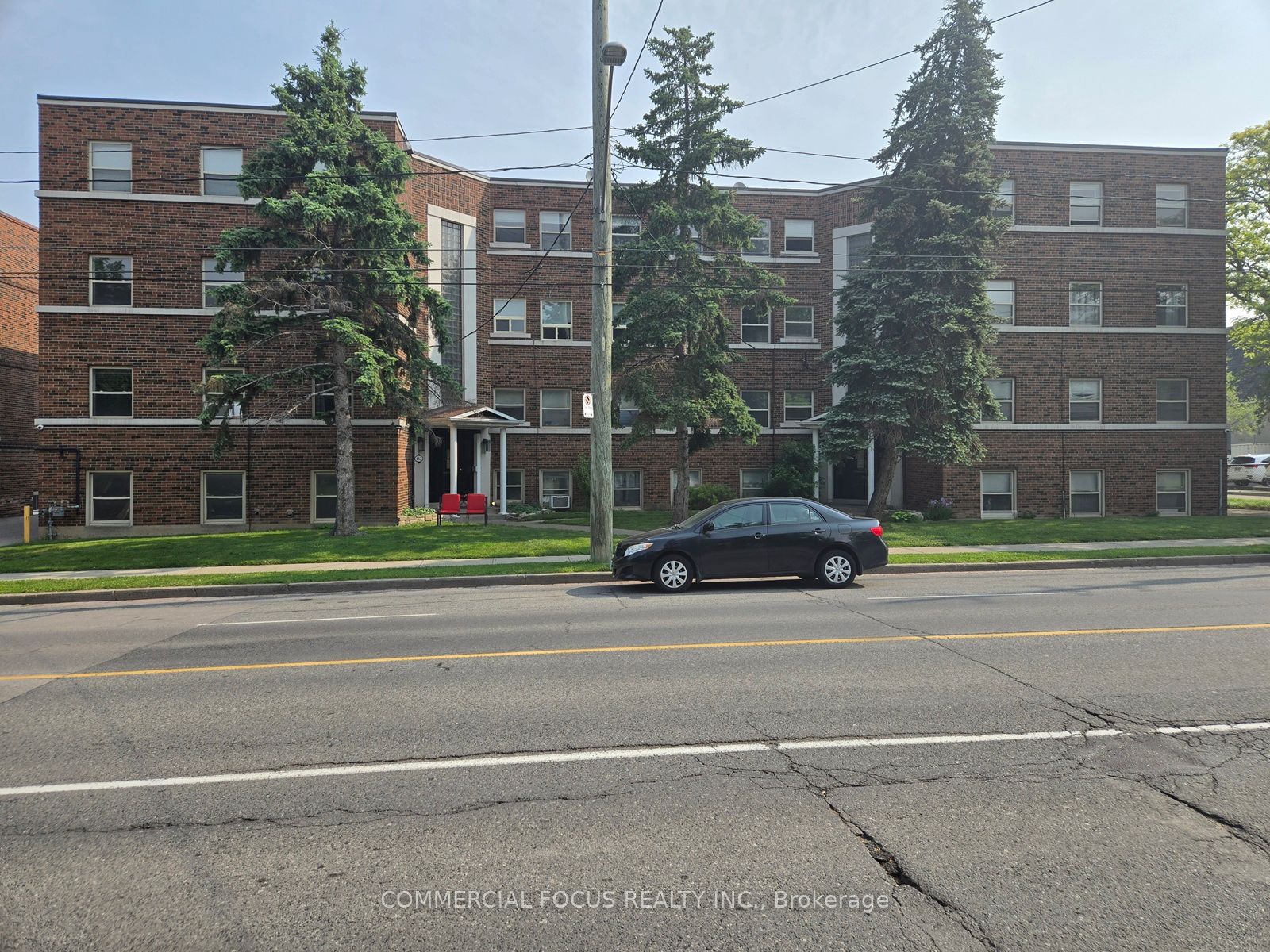 450 Aberdeen Ave Property Photo 1