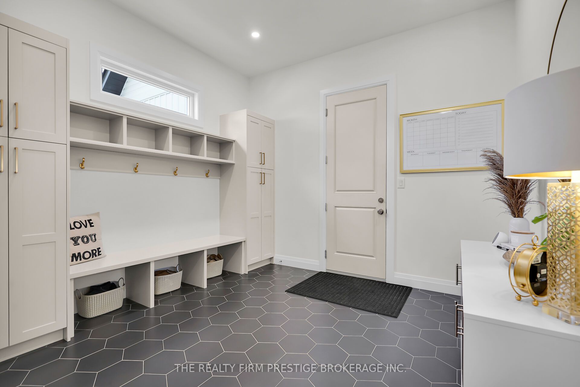 97 Simcoe Avenue Property Photo 37