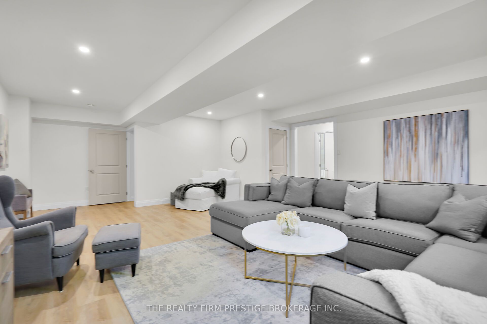 97 Simcoe Avenue Property Photo 40