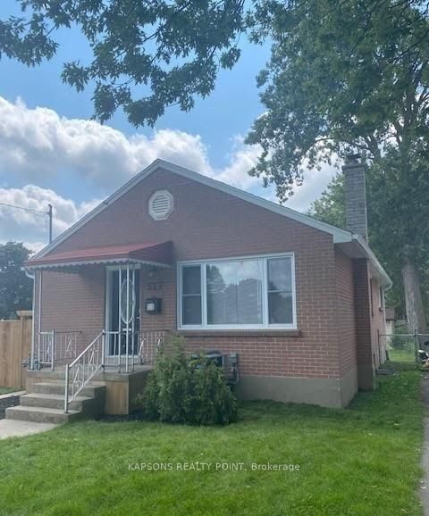 317 Manitoba Street Property Photo 2