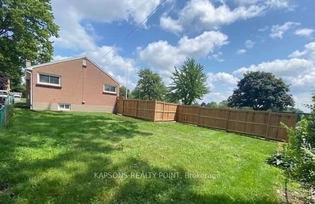 317 Manitoba Street Property Photo 21