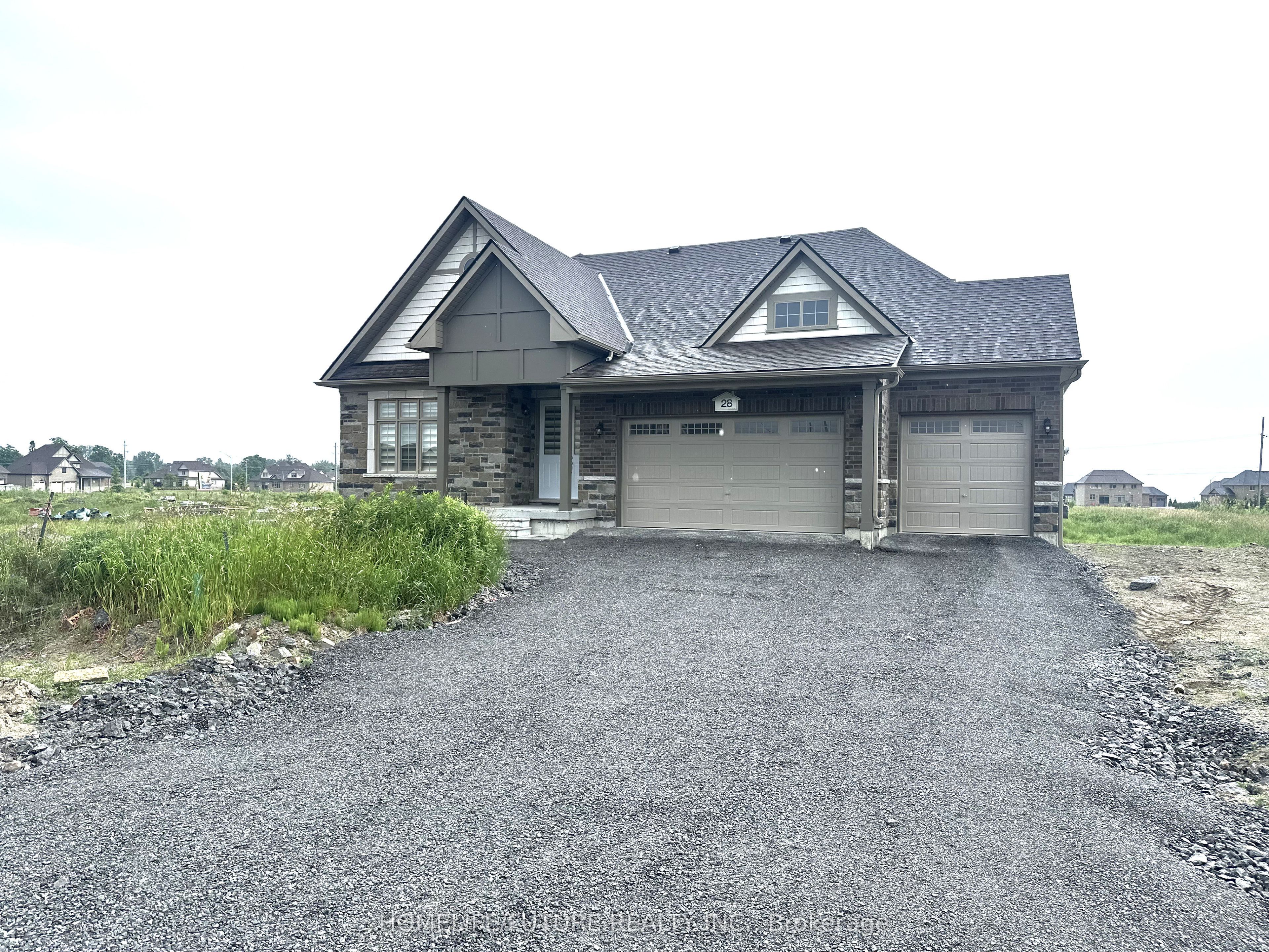28 Blue Heron Dr Property Photo 1