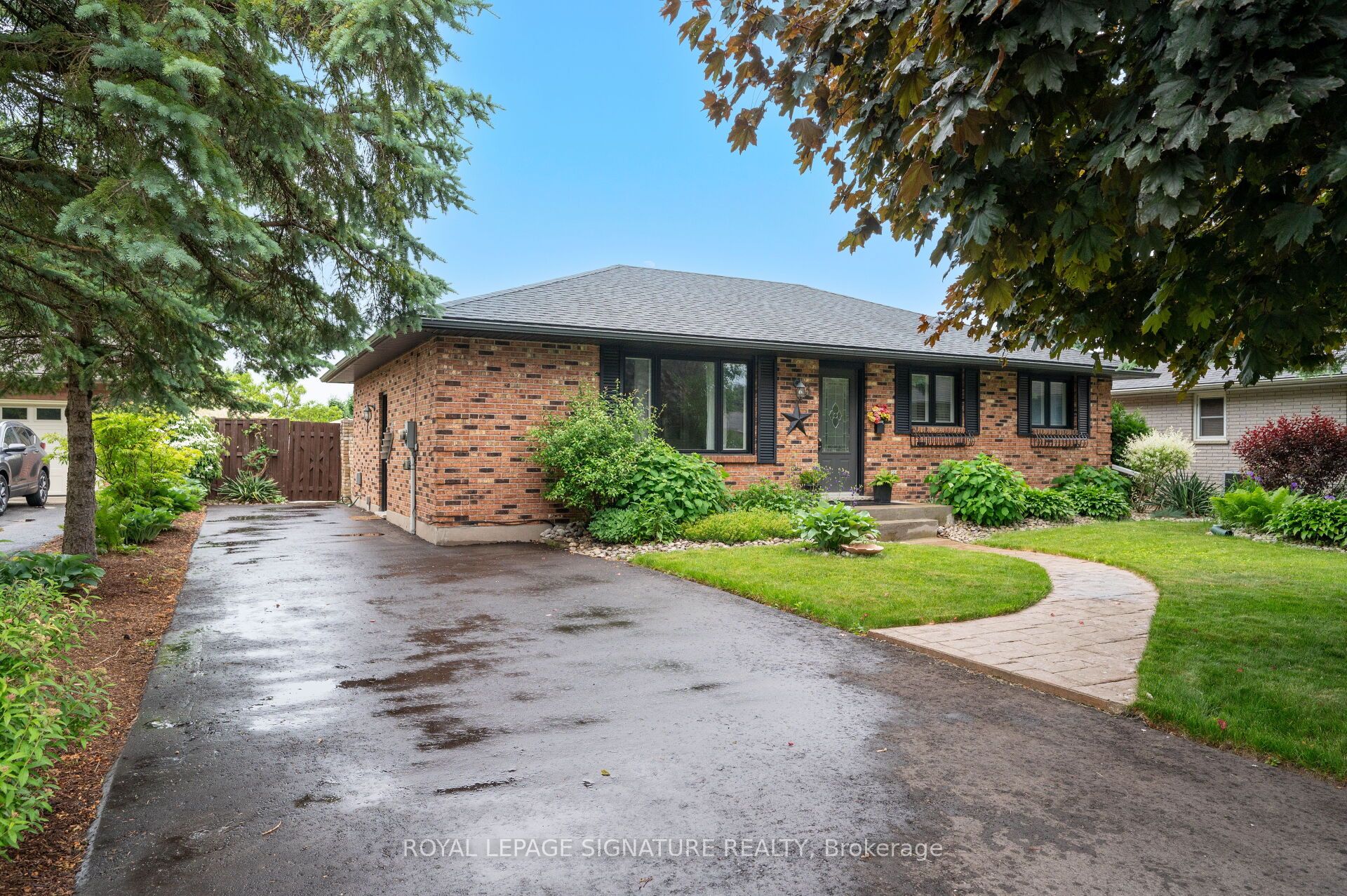 3 Kamps Crescent Property Photo 1