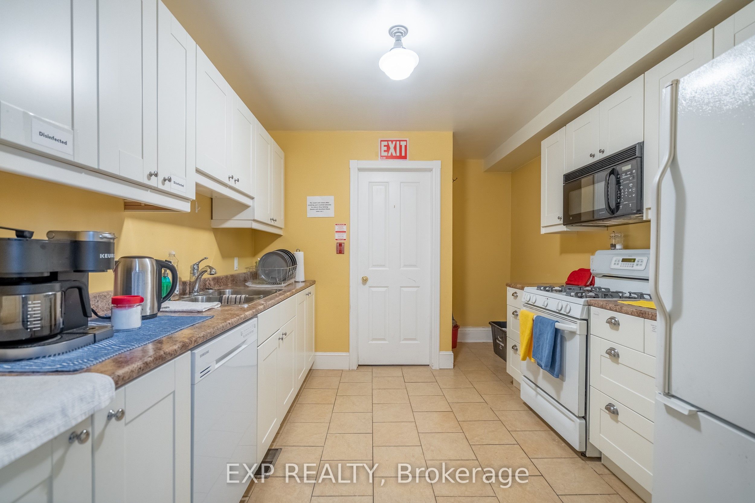 431 Gilmour Street Property Photo 12