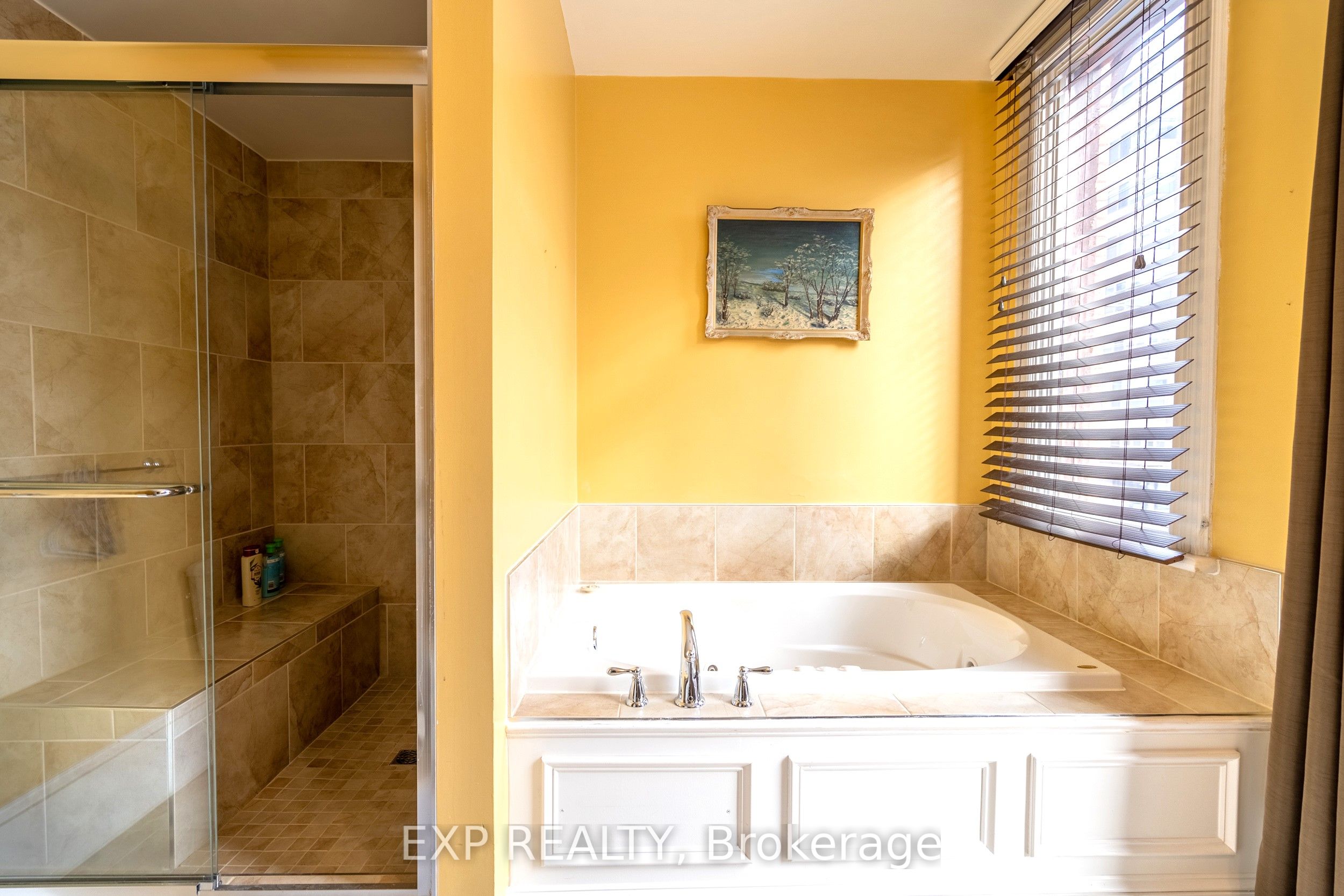 431 Gilmour Street Property Photo 32