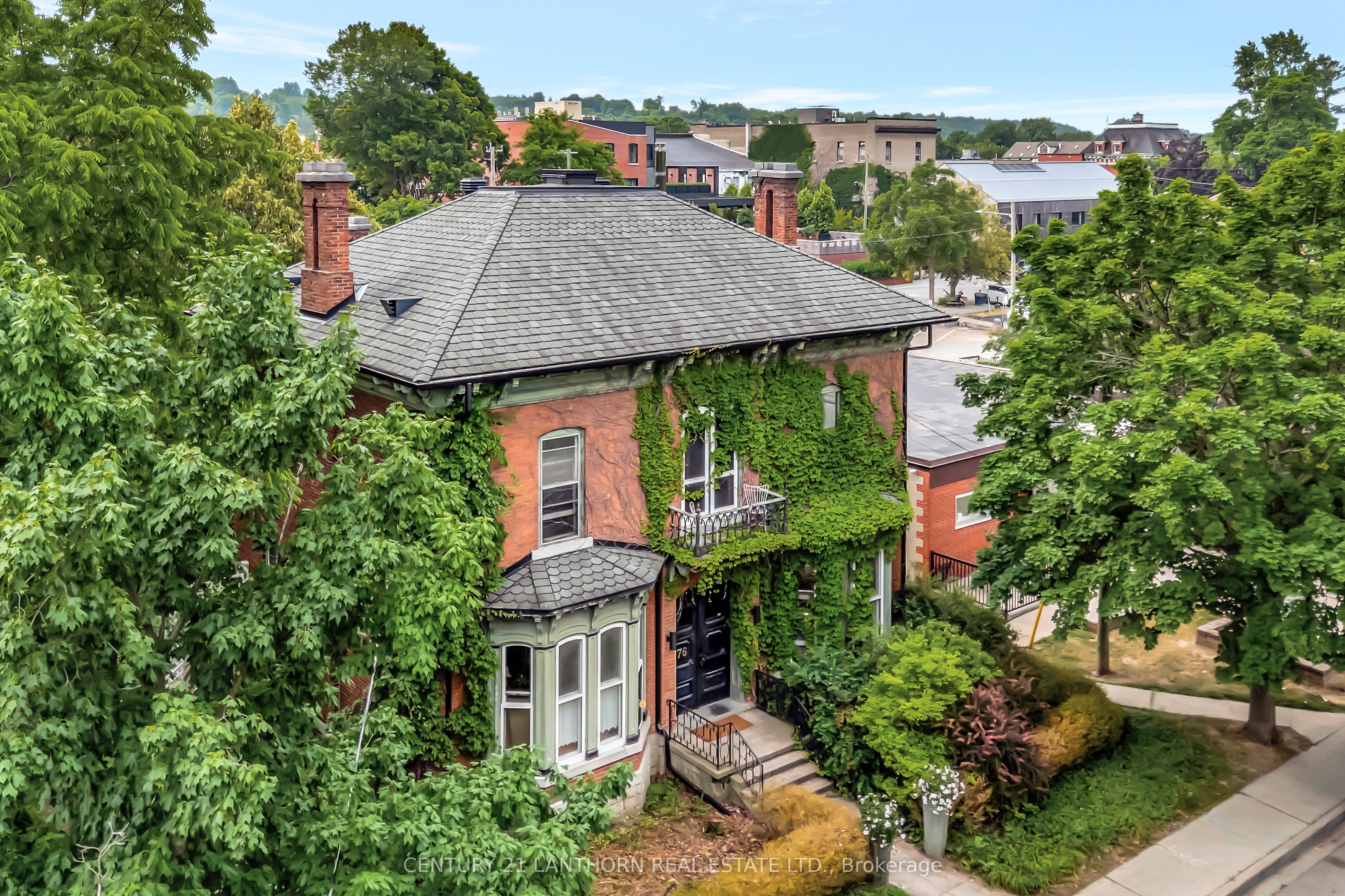 76 King Street