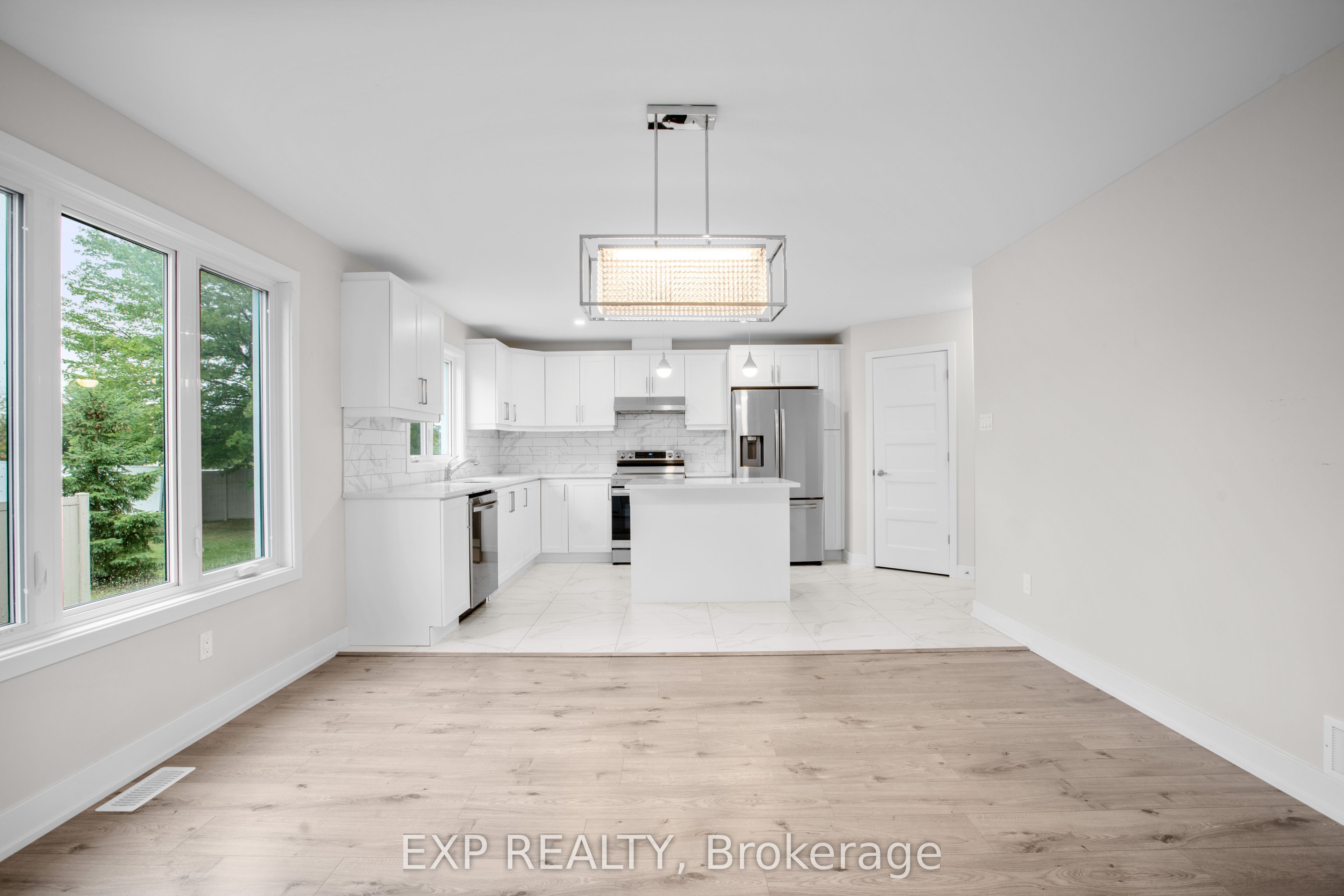 940 Katia Street Property Photo 12