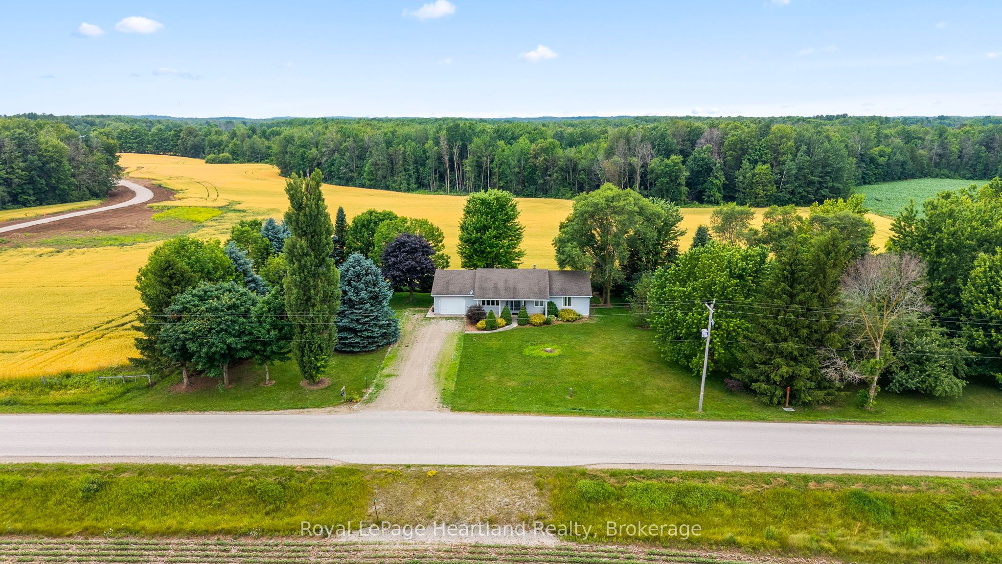 9462 Ayton Road Property Photo 1