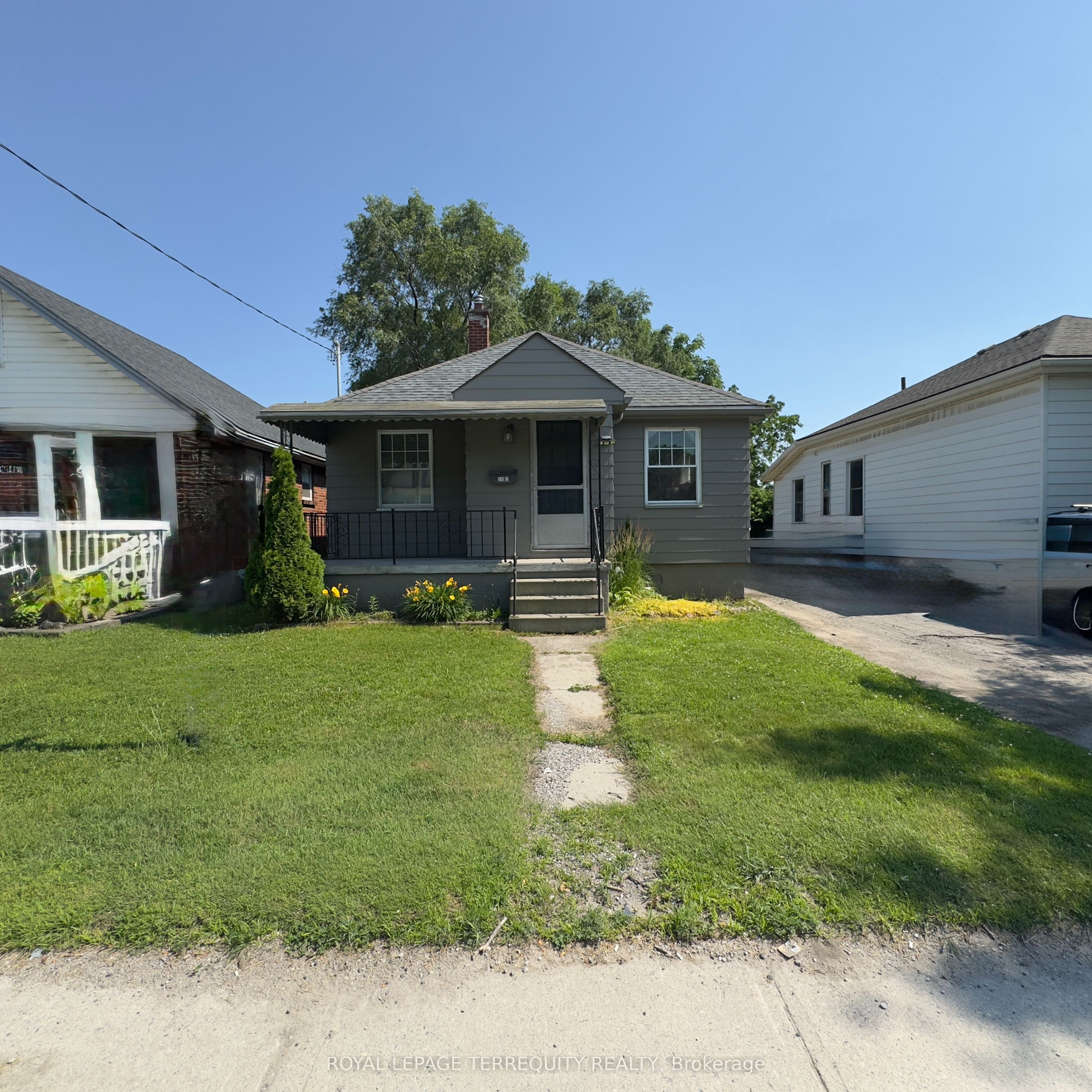1181 Florence Street Property Photo 1