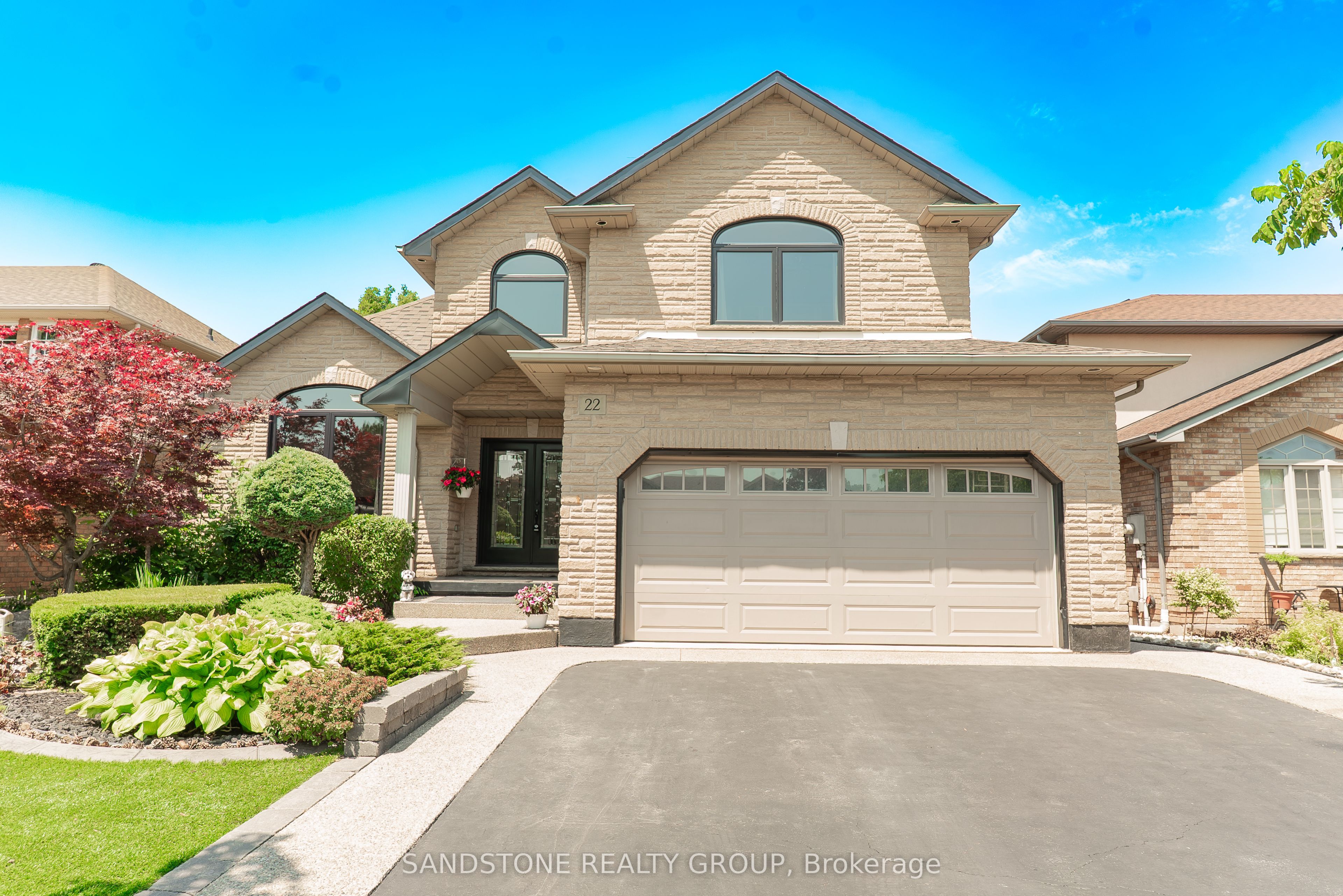 22 Tuscani Drive Property Photo 1