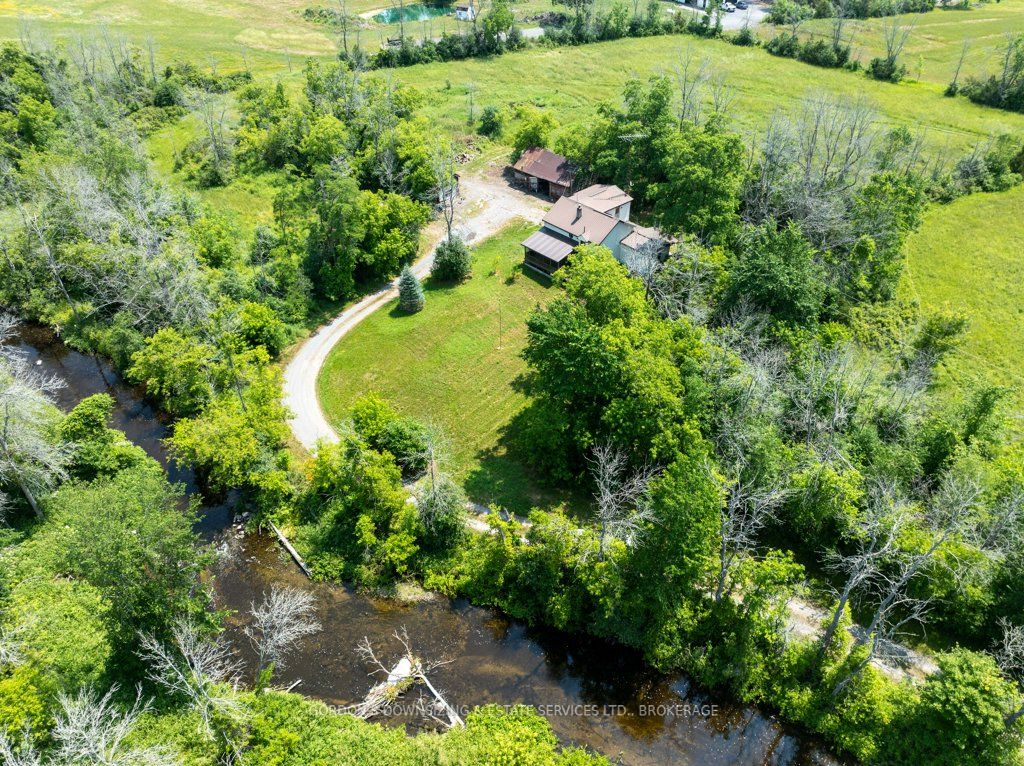 737 Chatterson Rd Property Photo 1