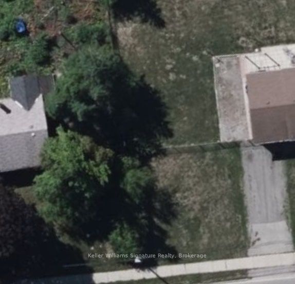119 Highland Road W Property Photo 3