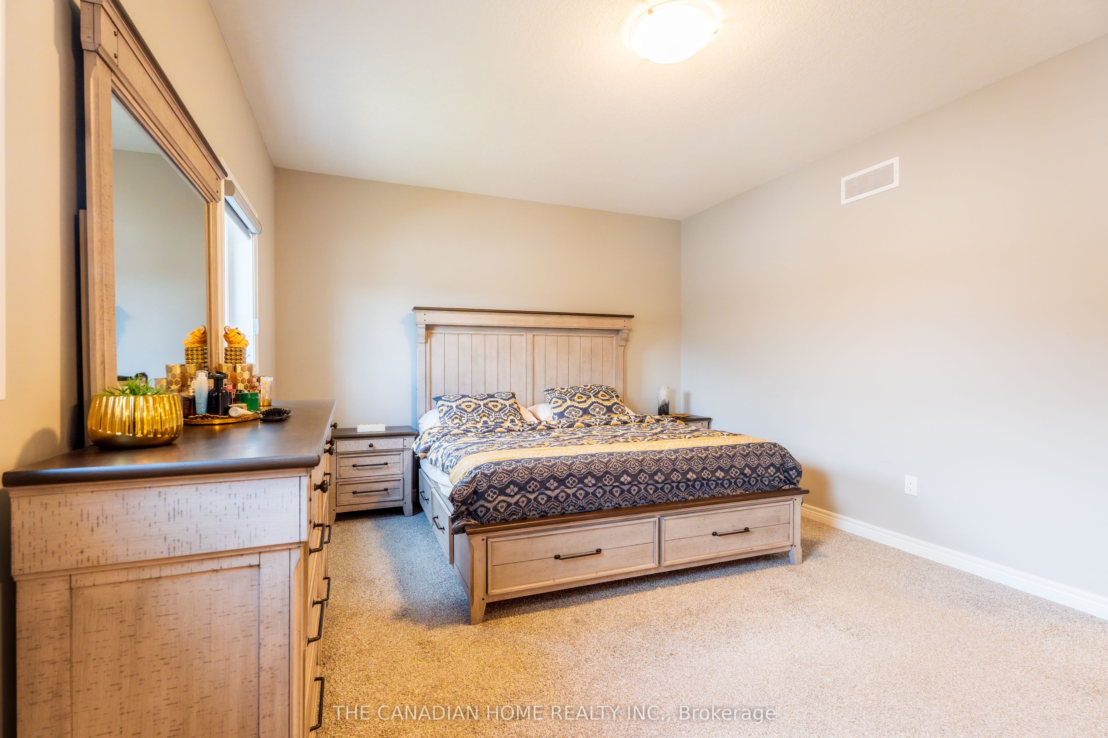 134 Tartan Avenue Property Photo 28