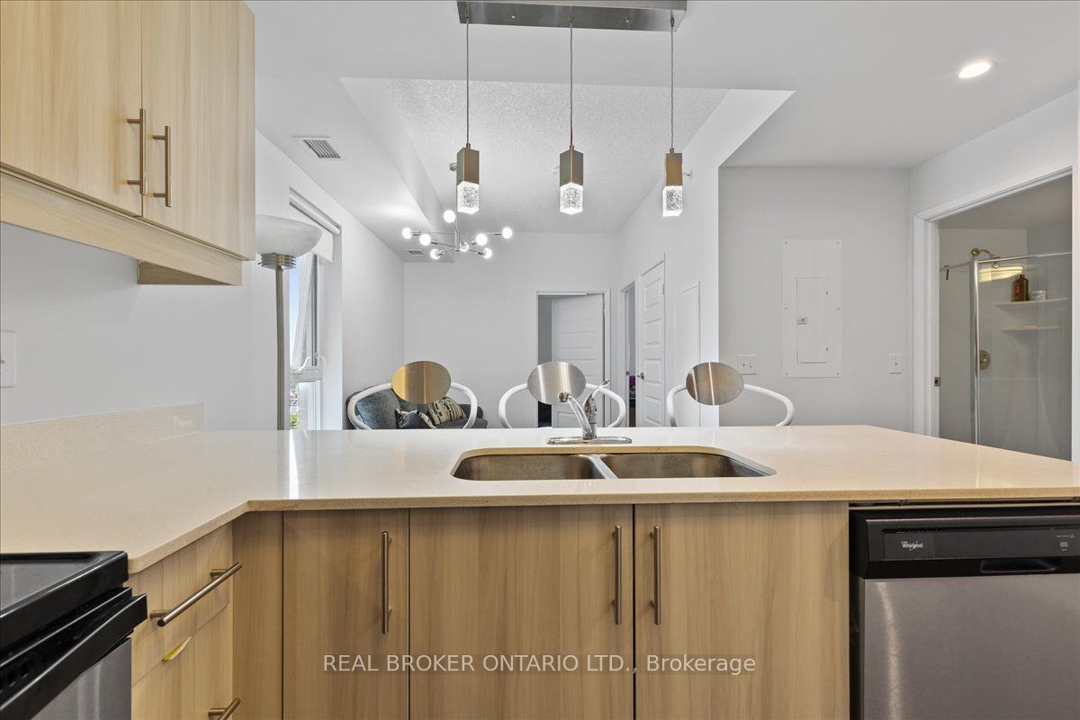 158 King Street N 1105 Property Photo 6