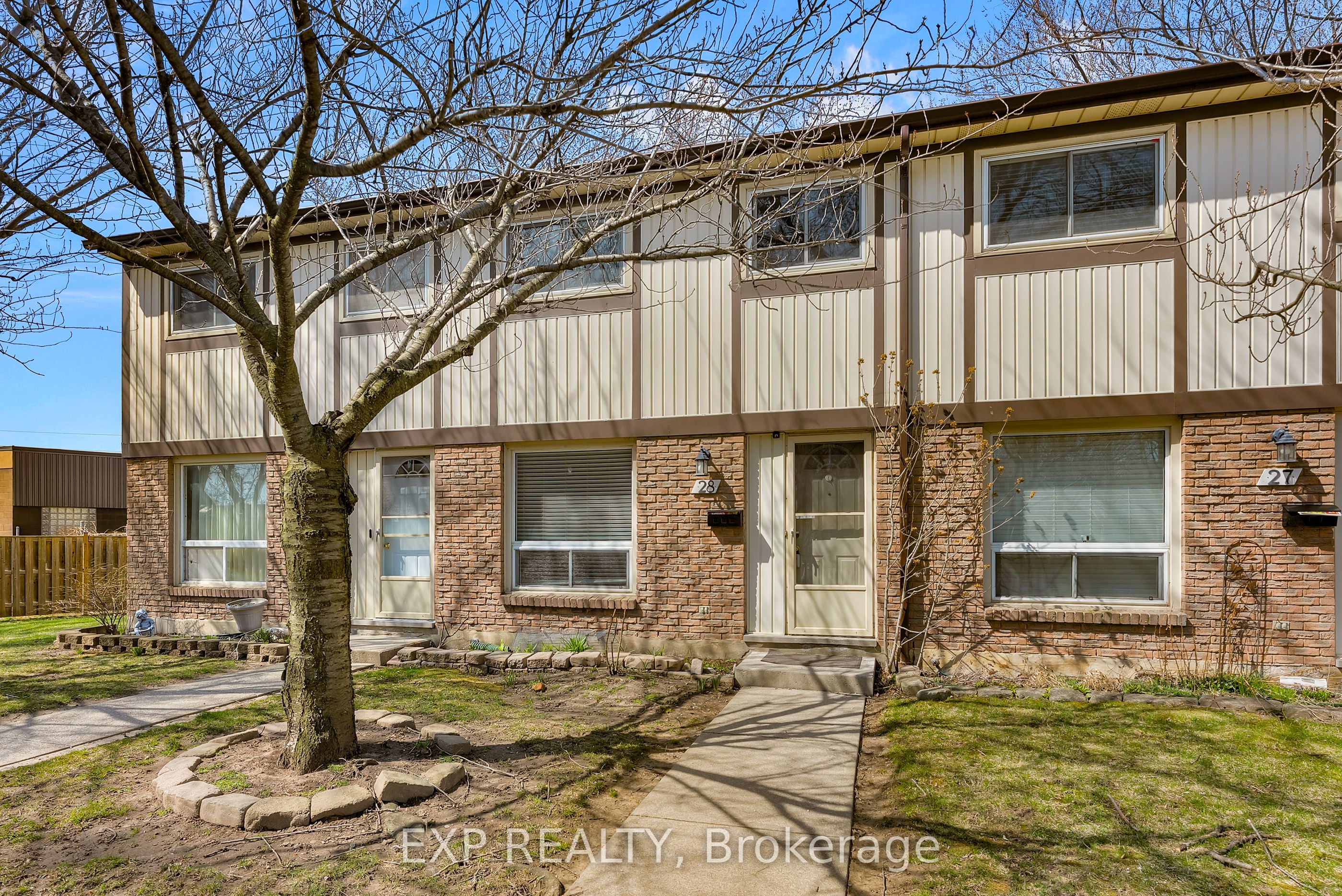 25 Linfield Drive 28 Property Photo 6