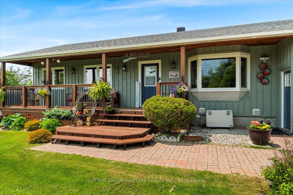 84 Plumb Rd