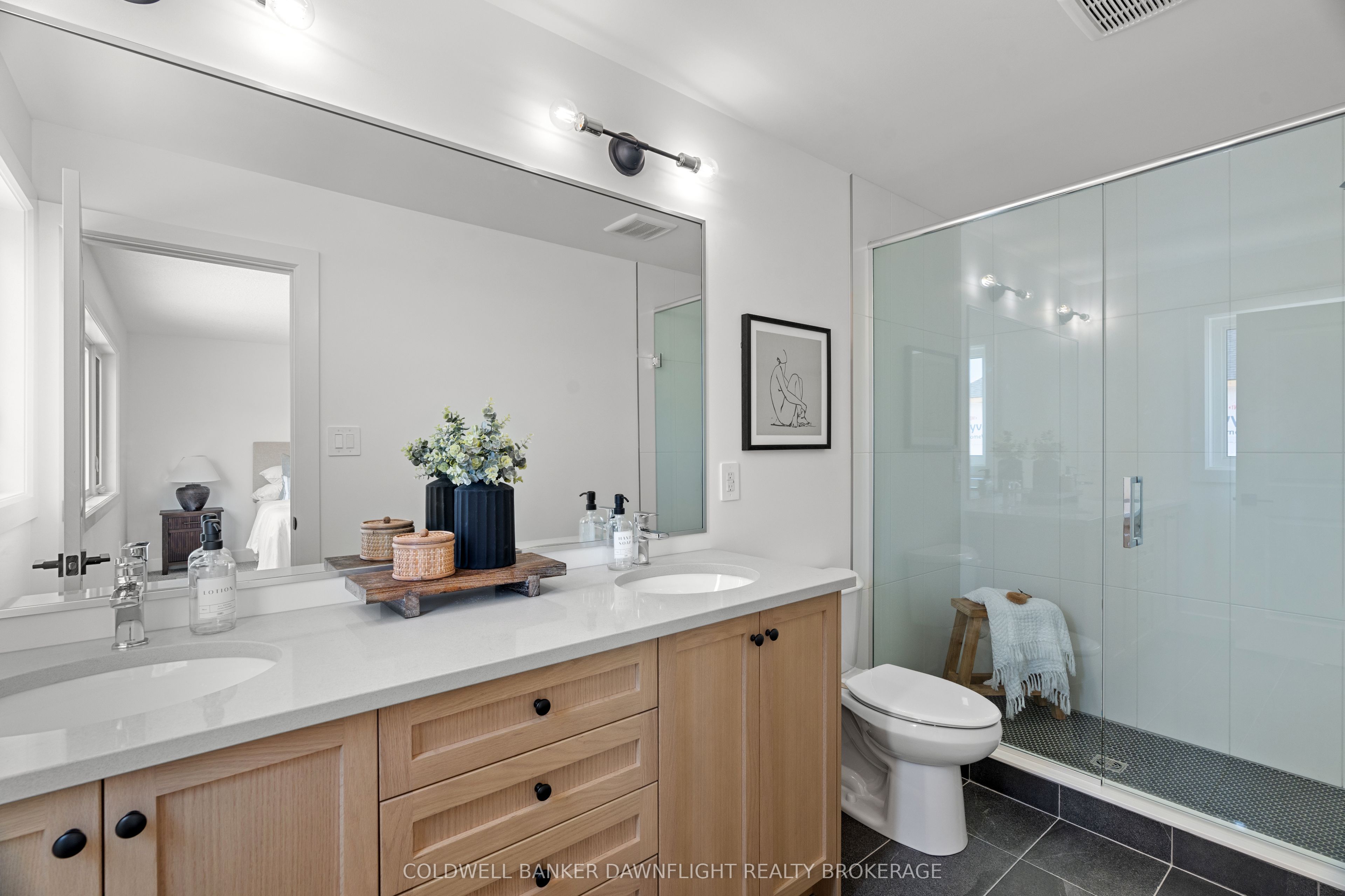 147 Scotts Drive 27 Property Photo 24