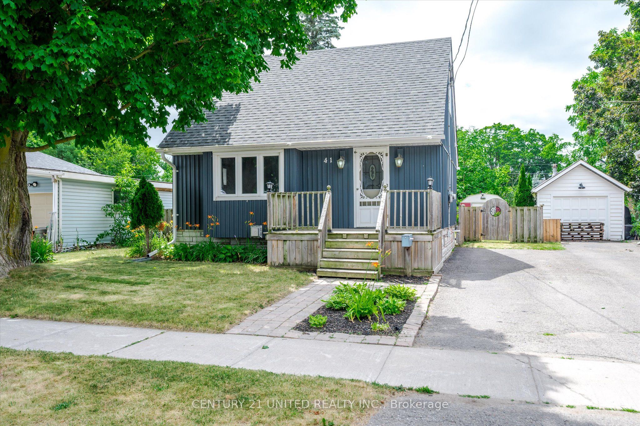 41 Morrow Street Property Photo 1