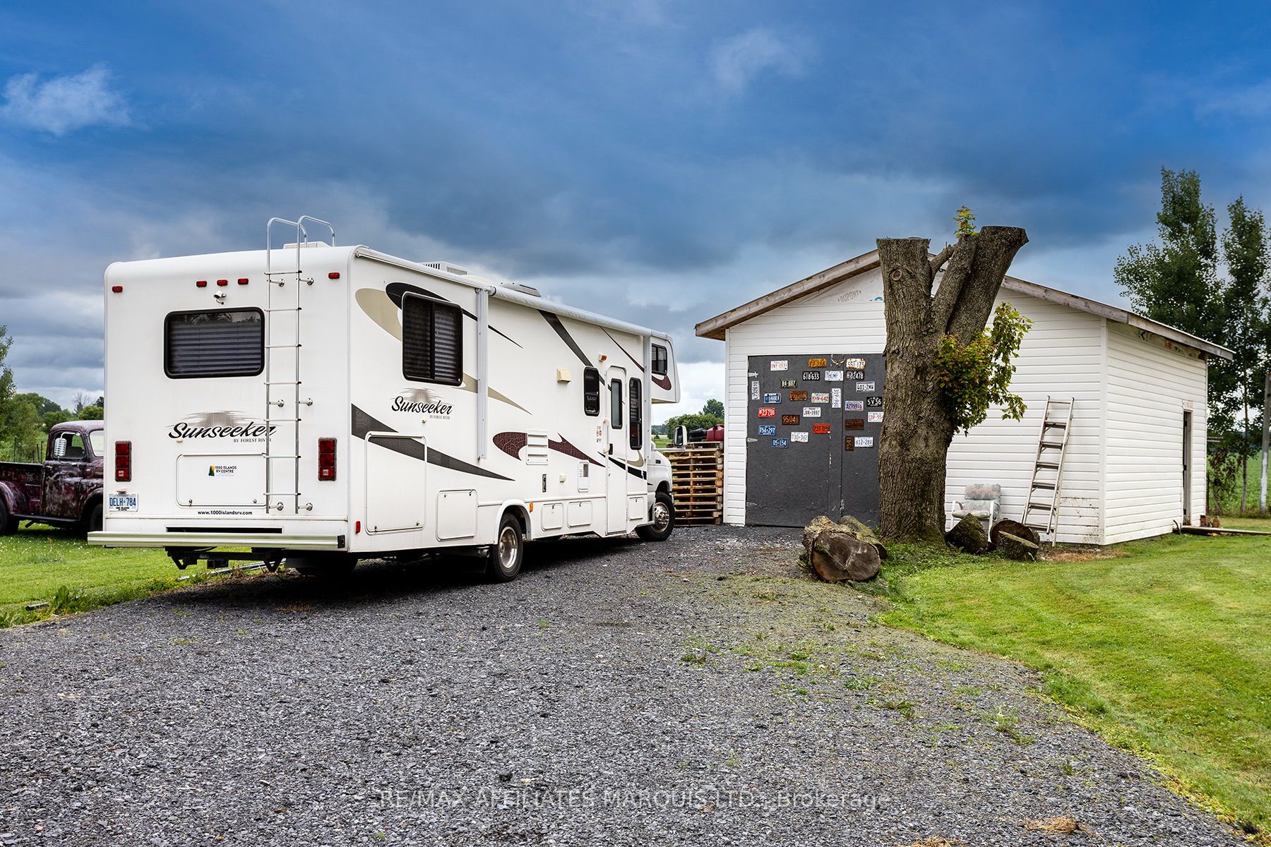 10954 Cook Road Property Photo 3