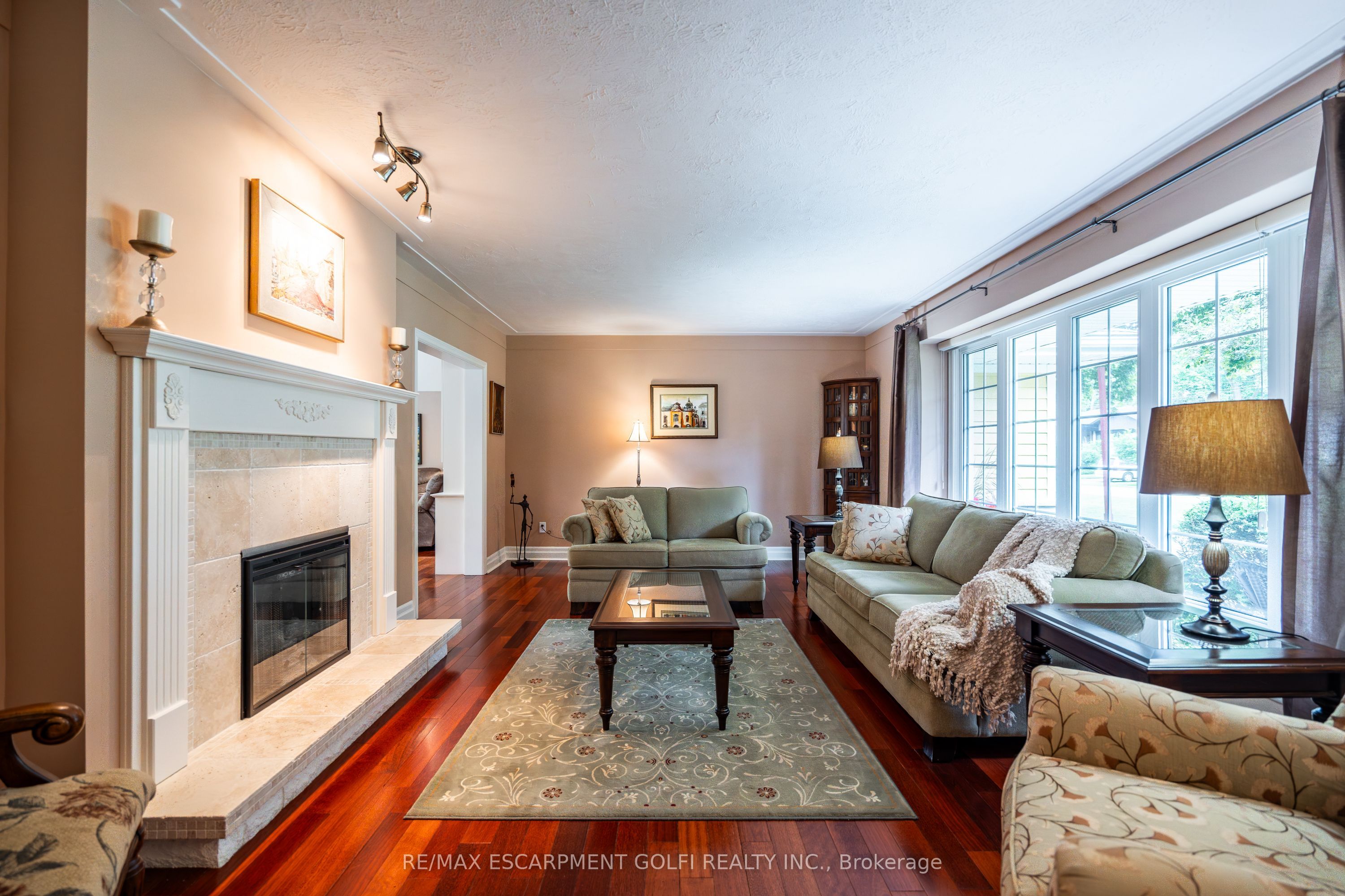 98 Hadley Drive Property Photo 8