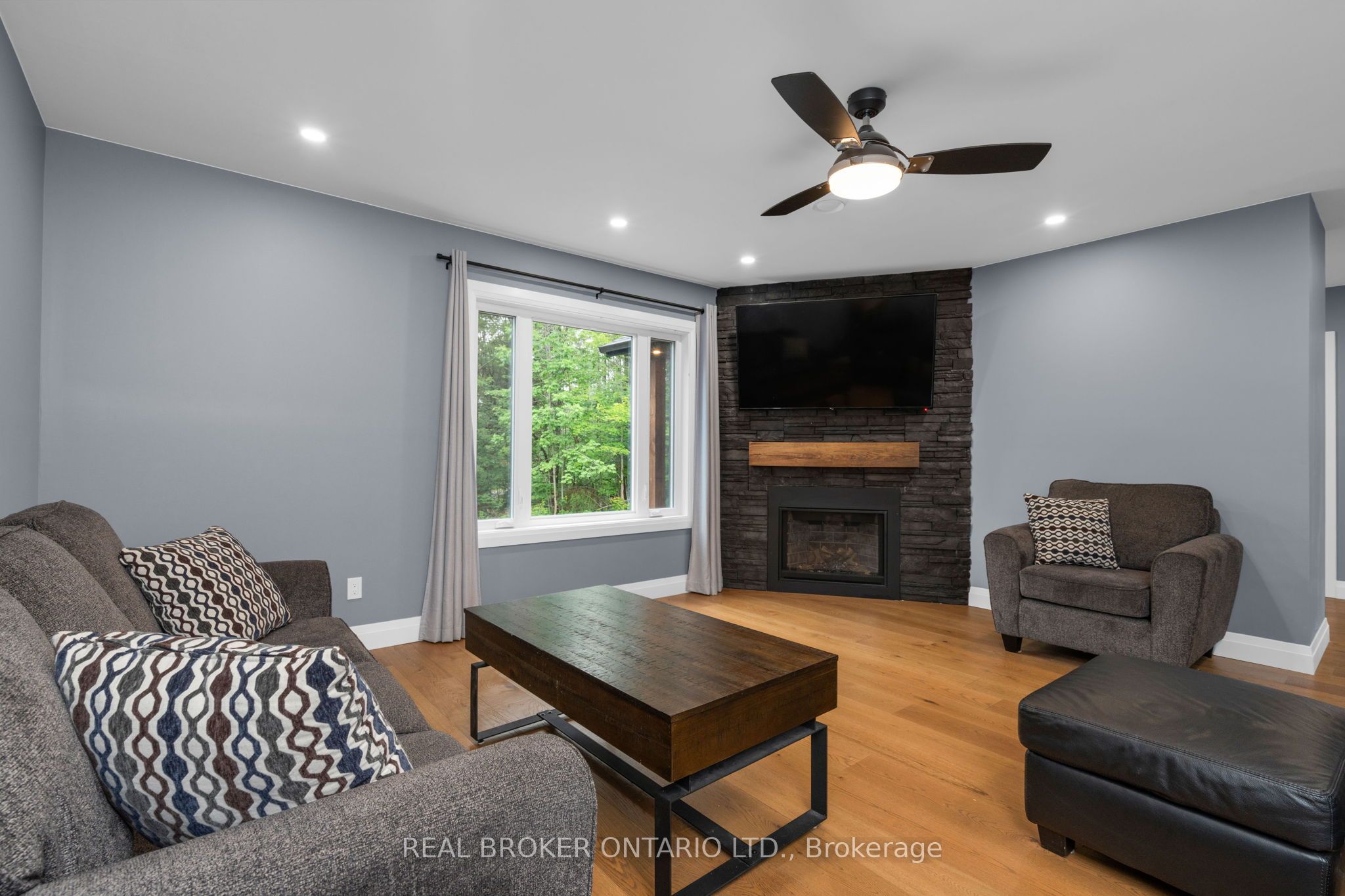 1030 Hawn Road Property Photo 9